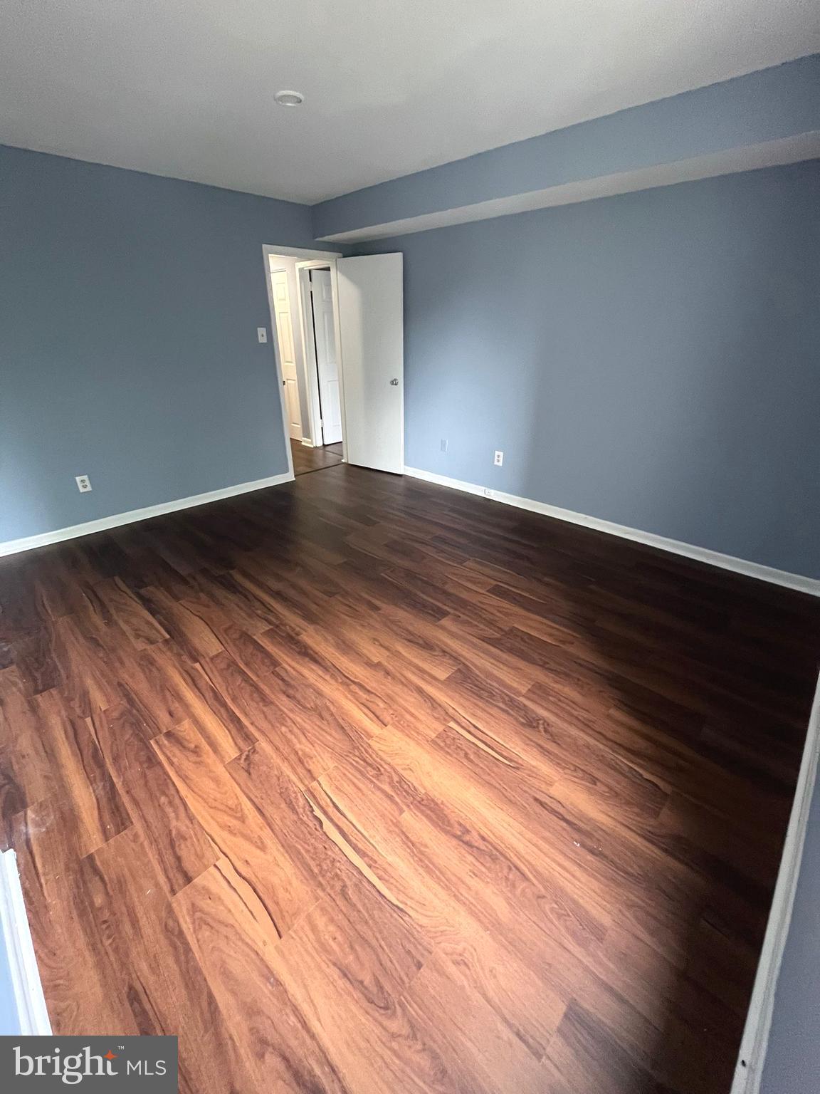 TREETOP CONDO - Residential