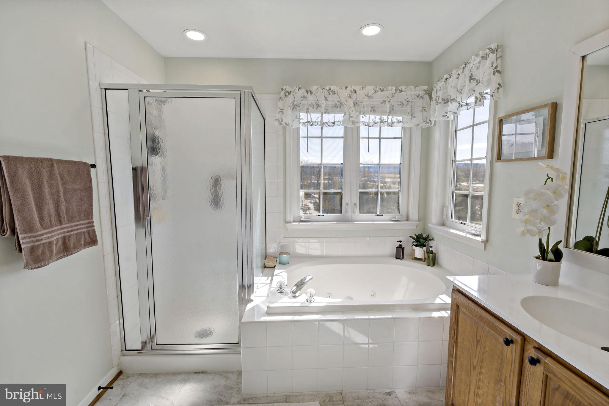 CARRIAGE PARK II - Residential