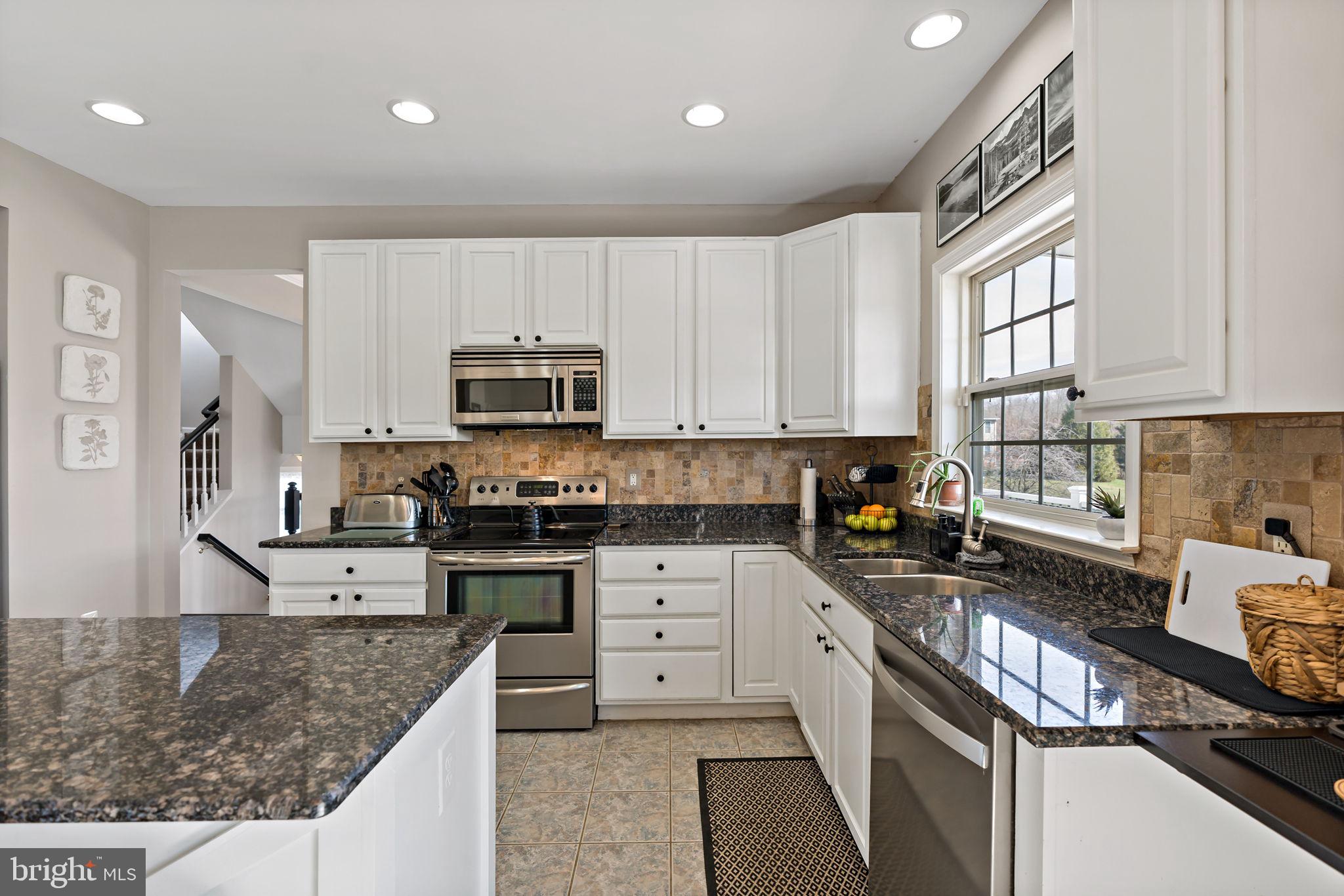 CARRIAGE PARK II - Residential