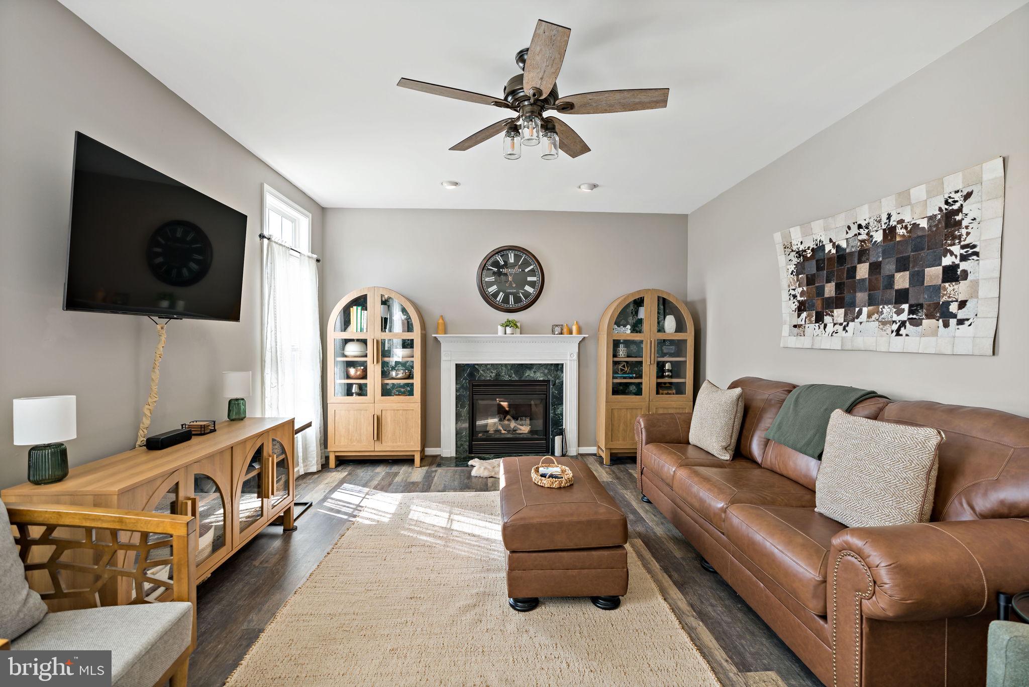 CARRIAGE PARK II - Residential