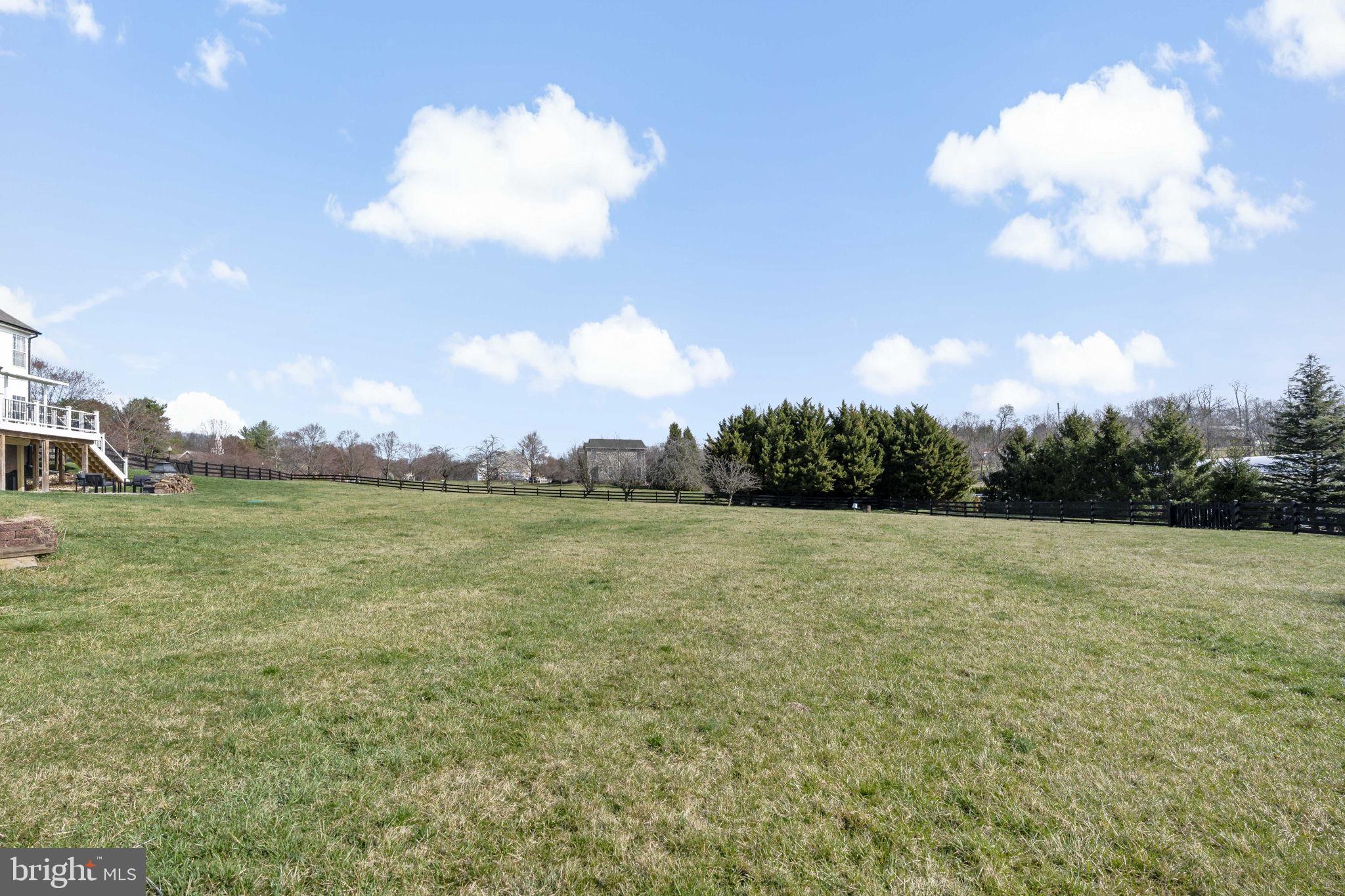 CARRIAGE PARK II - Residential