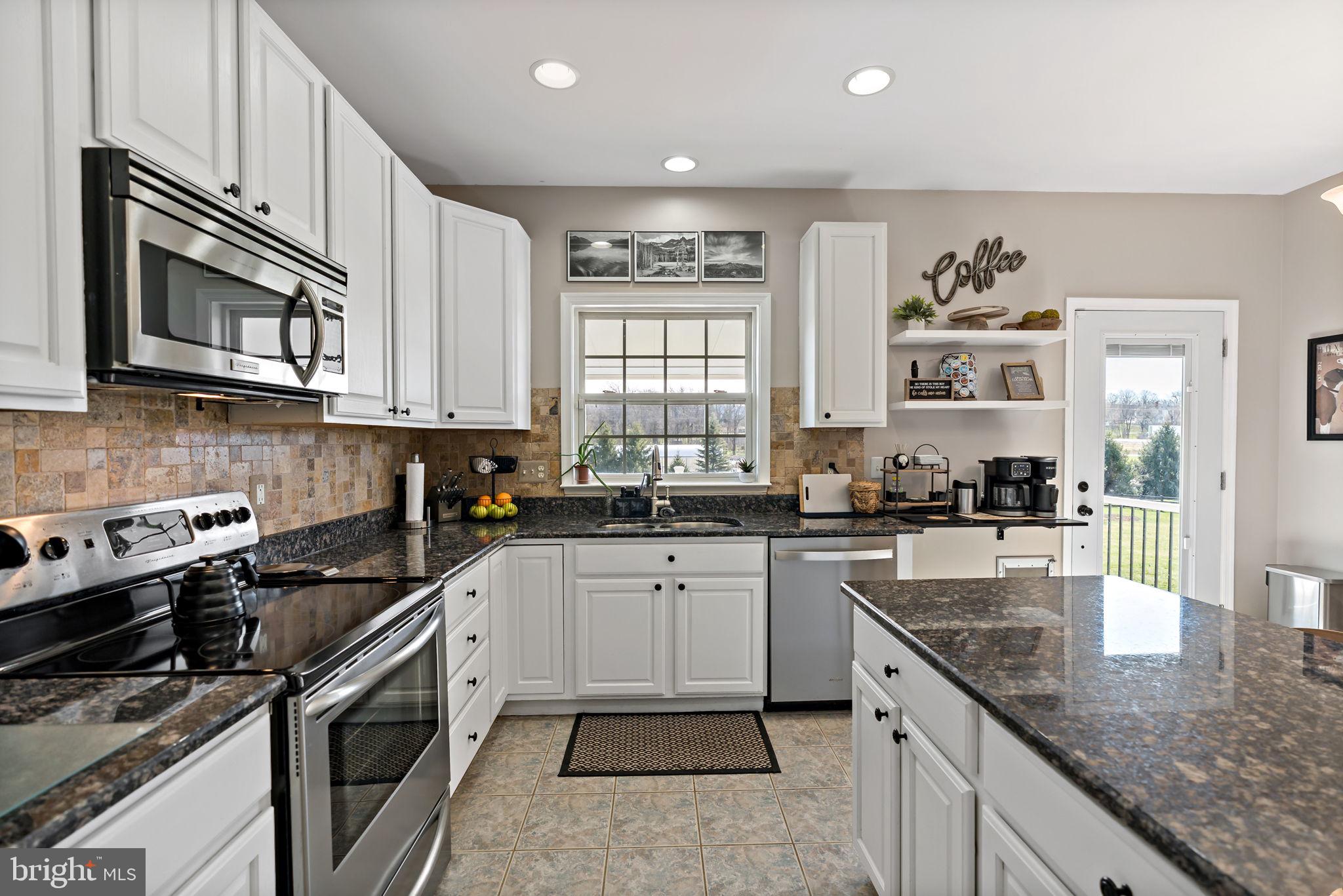 CARRIAGE PARK II - Residential