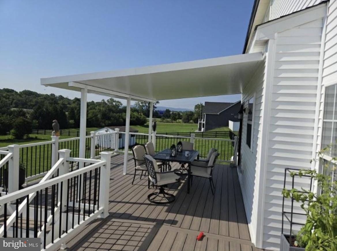 CARRIAGE PARK II - Residential