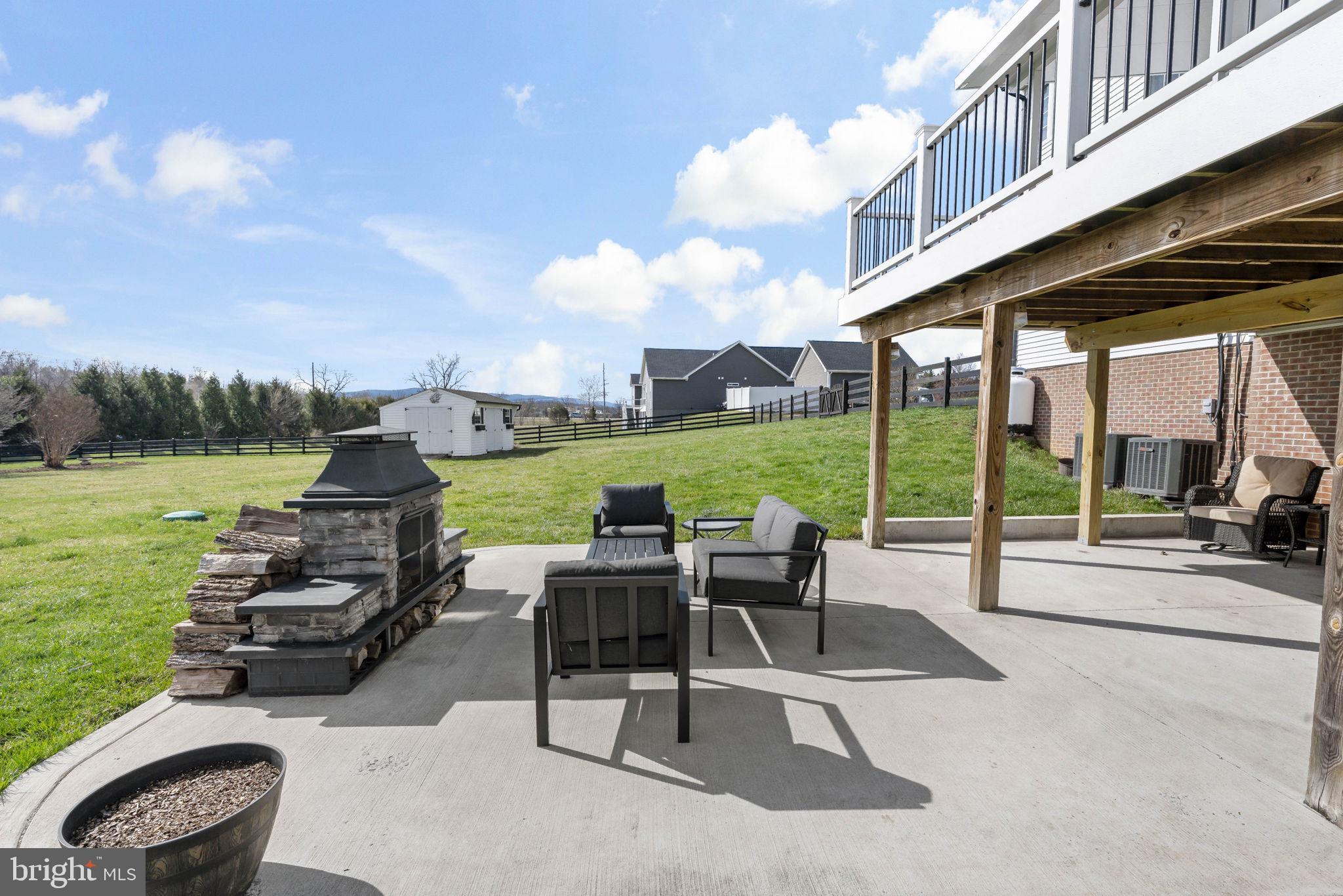 CARRIAGE PARK II - Residential