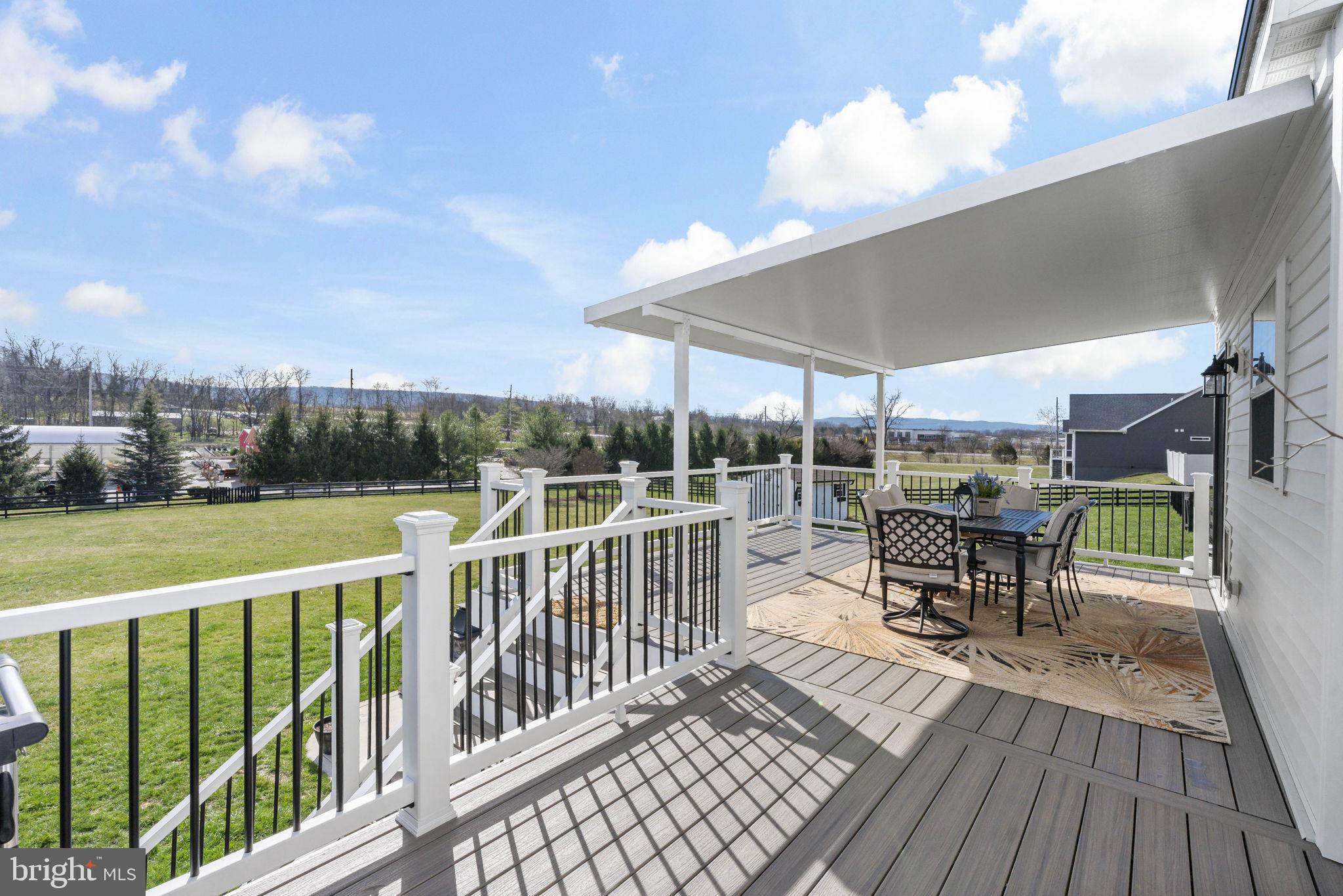 CARRIAGE PARK II - Residential