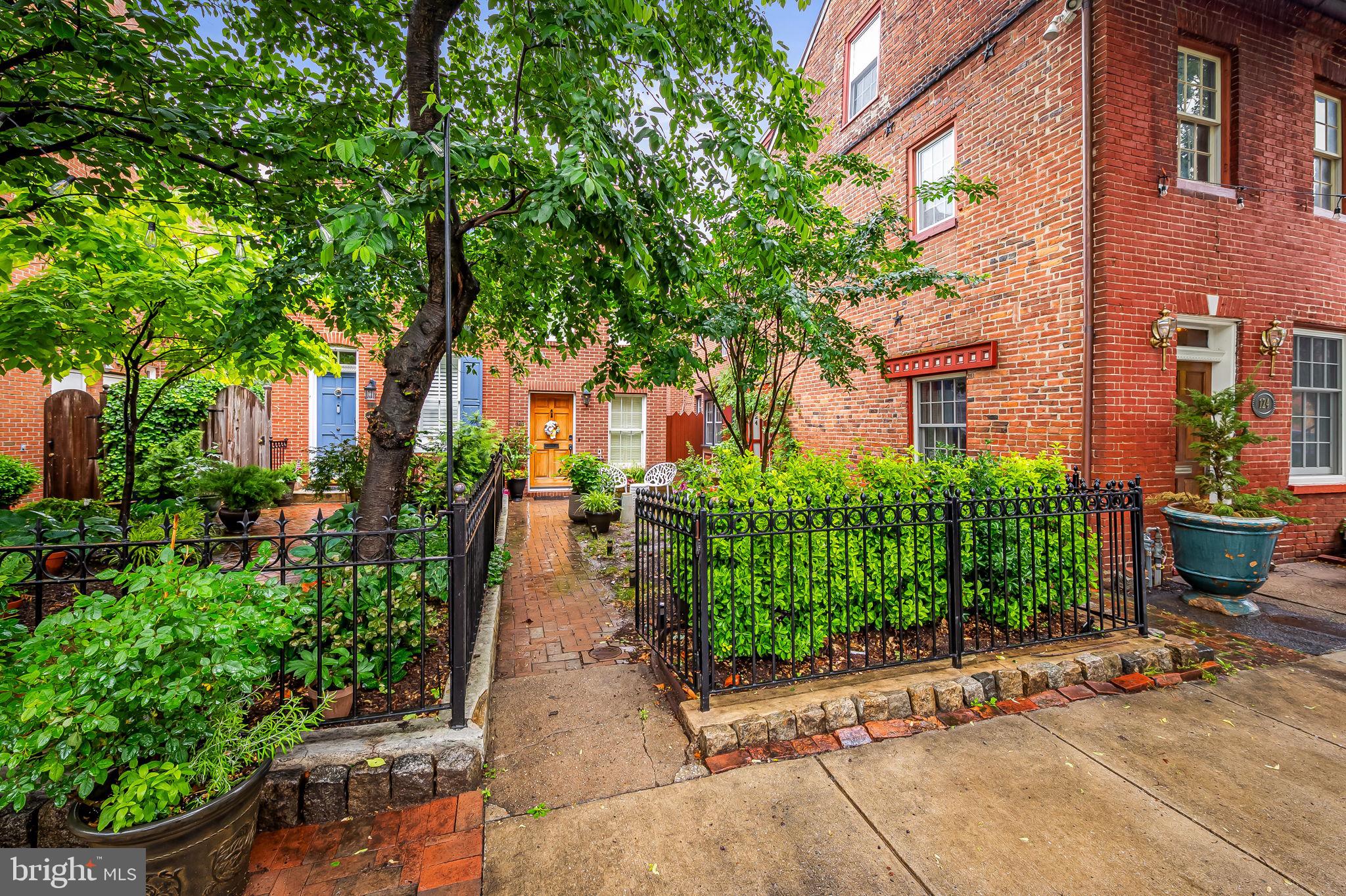 FEDERAL HILL HISTORIC DISTRICT - Residential
