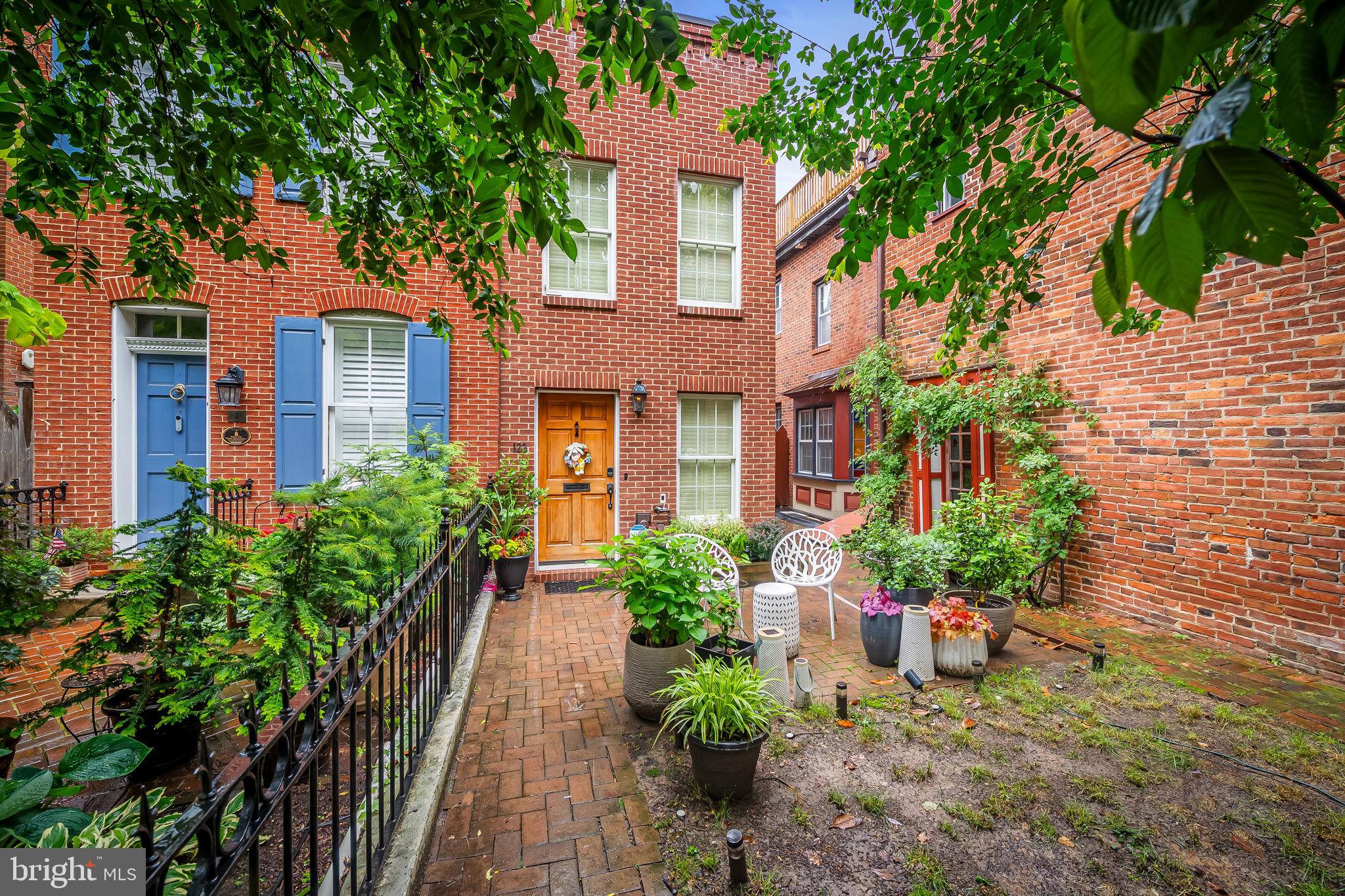 FEDERAL HILL HISTORIC DISTRICT - Residential