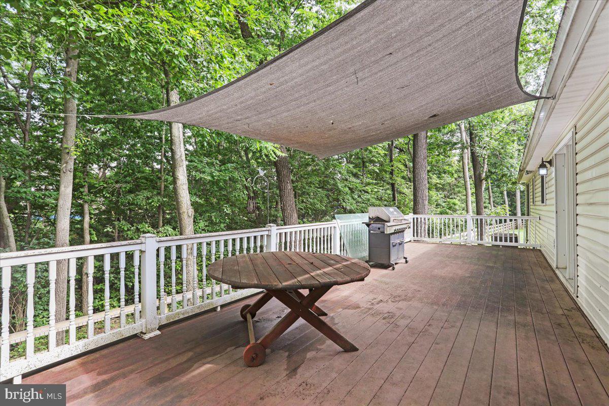 SHADY ACRES - Residential