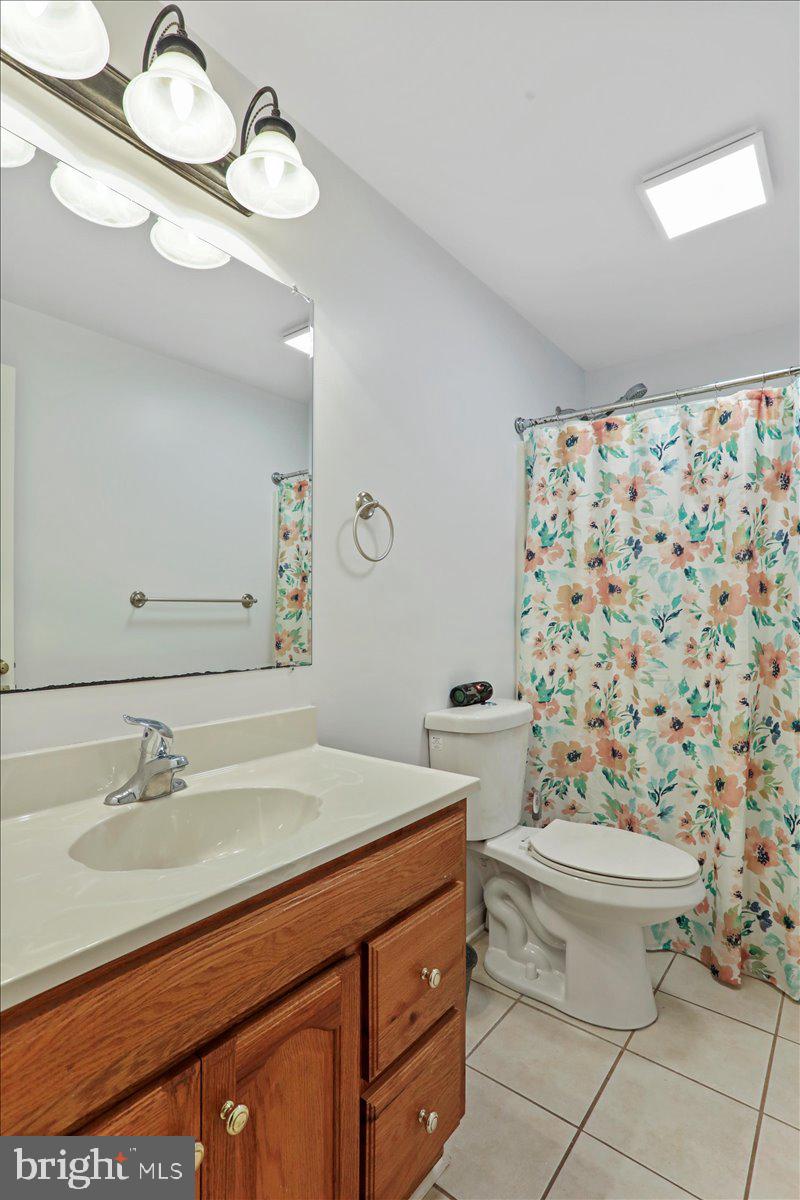 SHADY ACRES - Residential