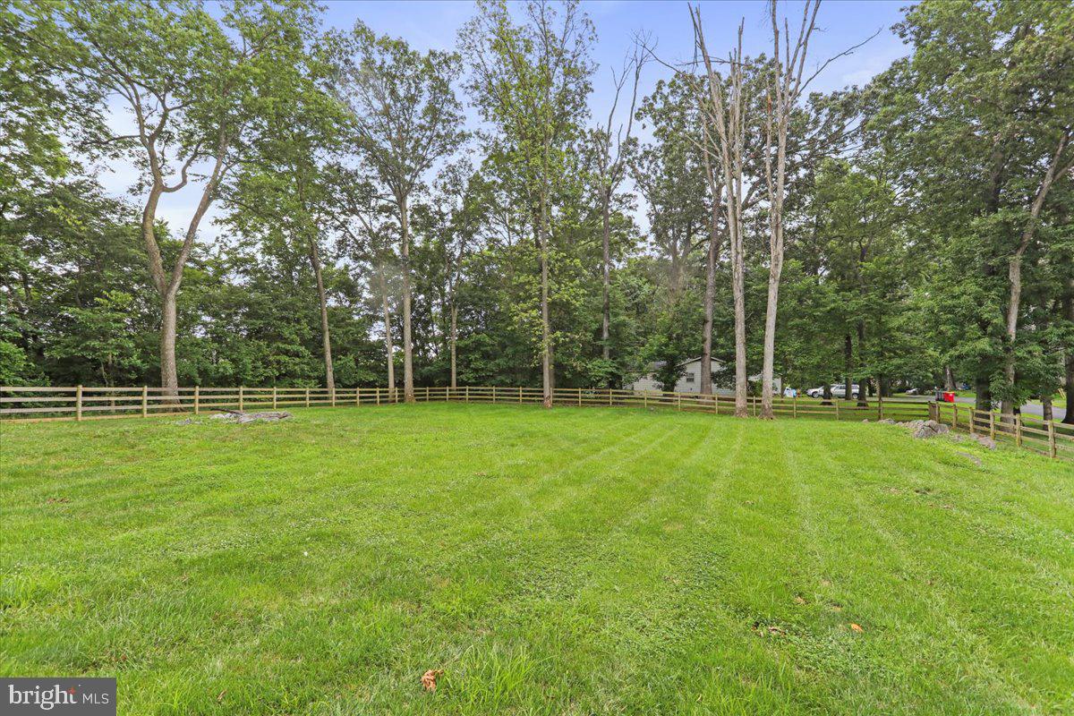 SHADY ACRES - Residential