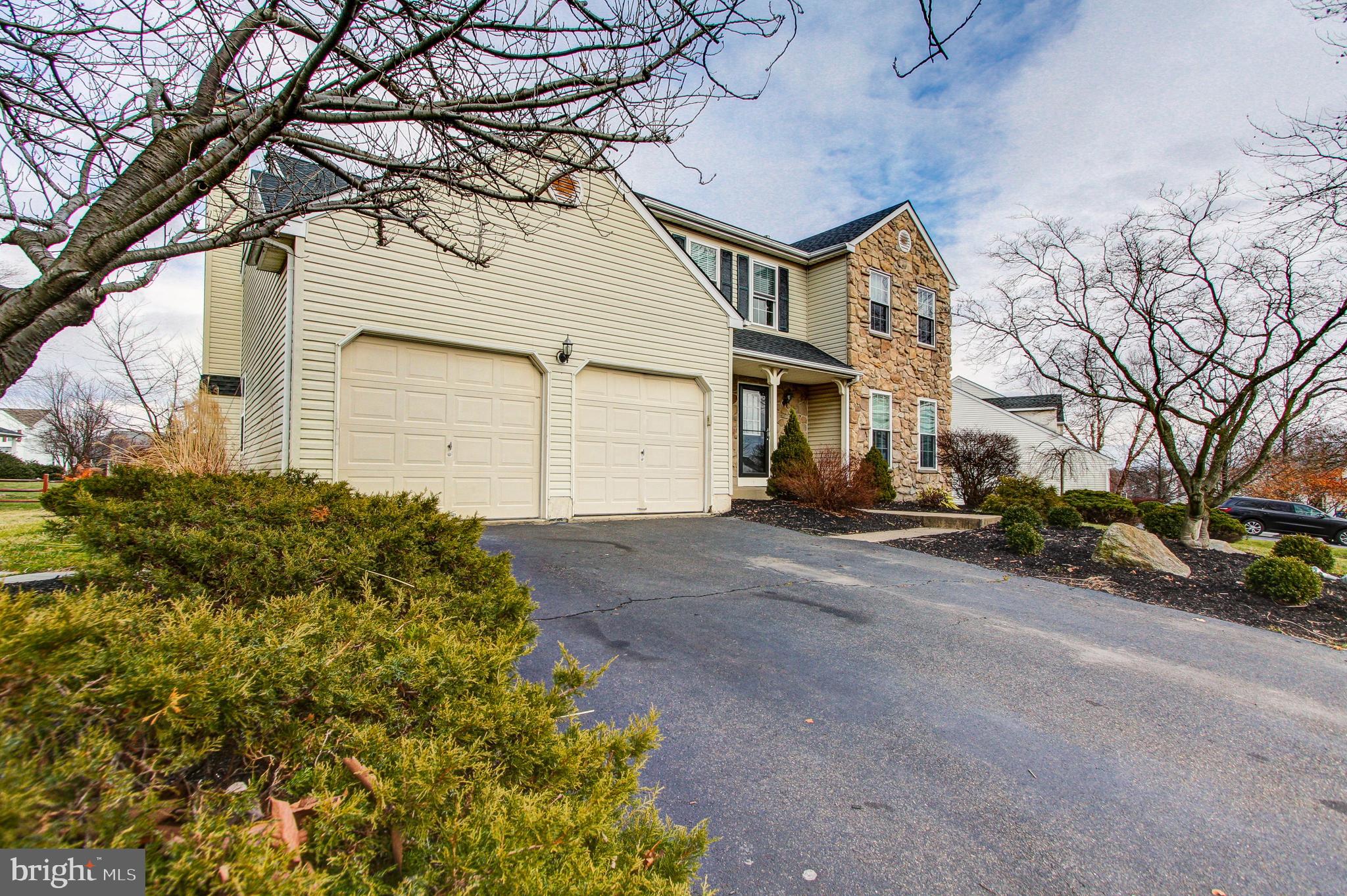 121 DRAKE LANE
