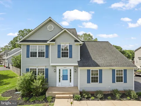 2006 Sierra Drive, Fredericksburg, VA MLS: VAST2036812