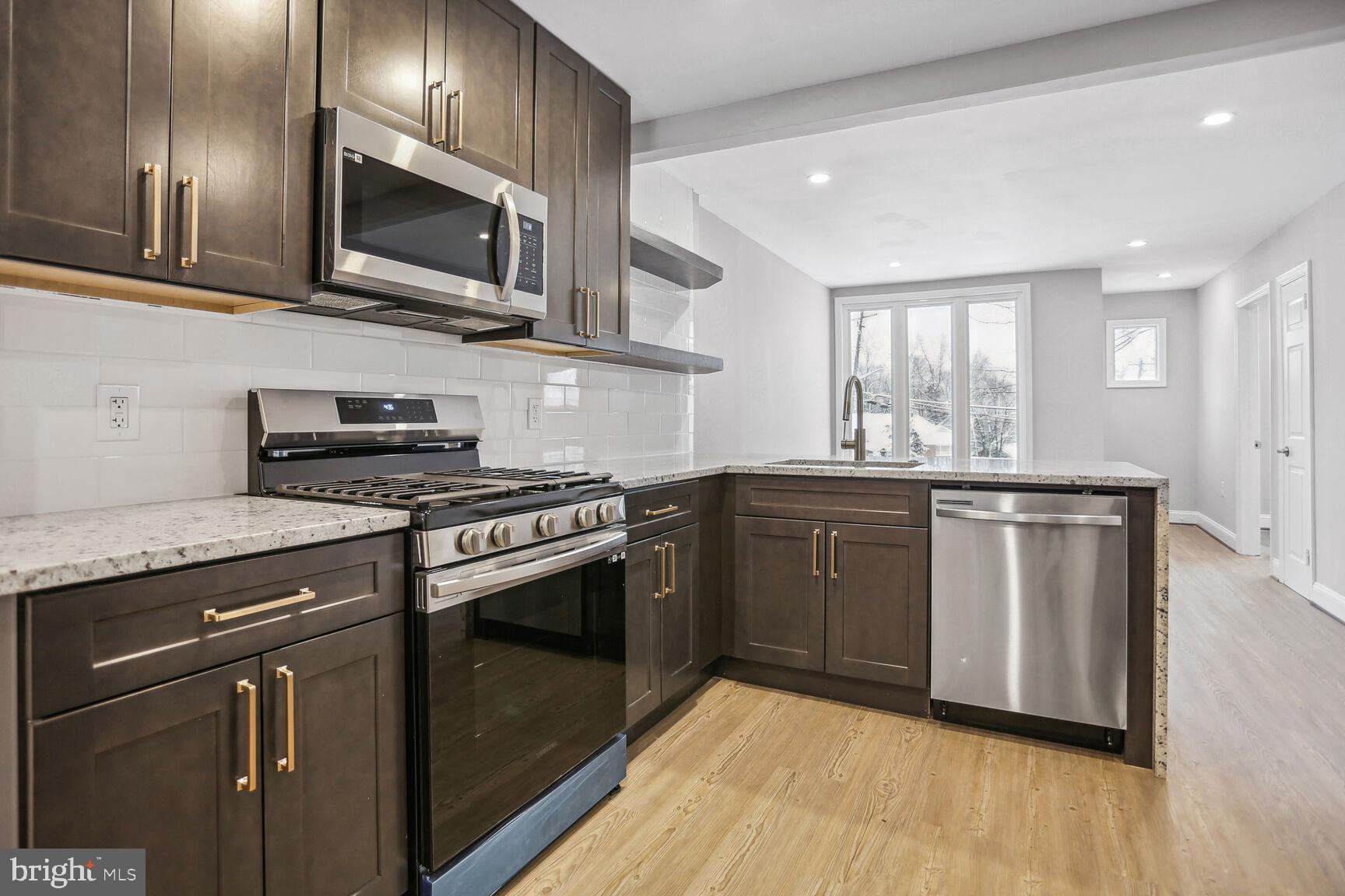 WOODLAWN - Residential Lease