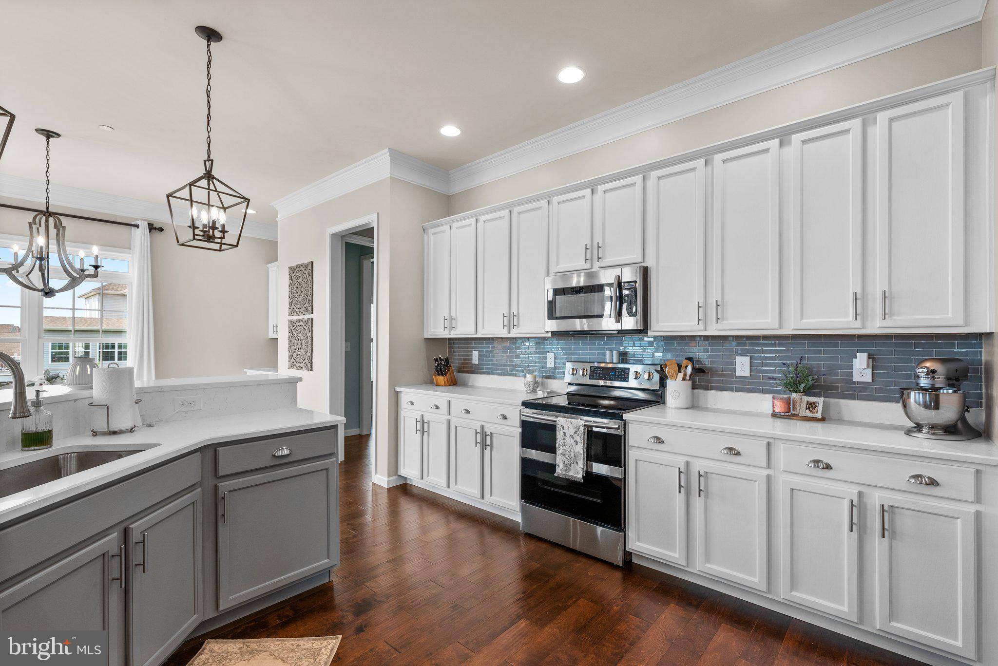 CASTLE FARMS - Residential