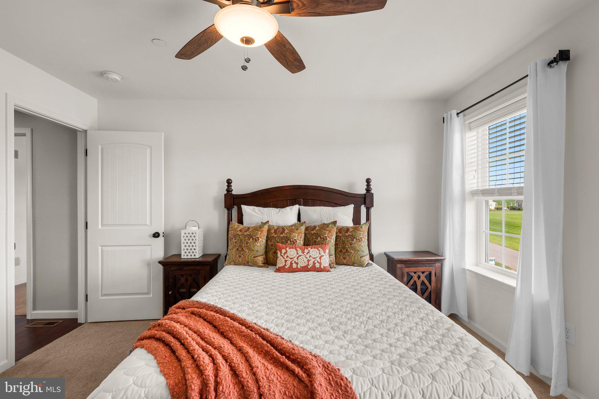 CASTLE FARMS - Residential