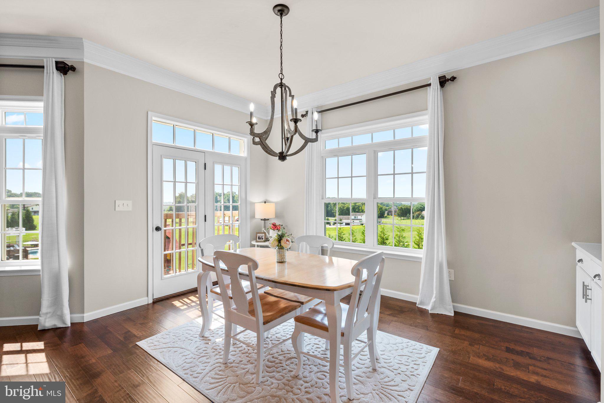 CASTLE FARMS - Residential