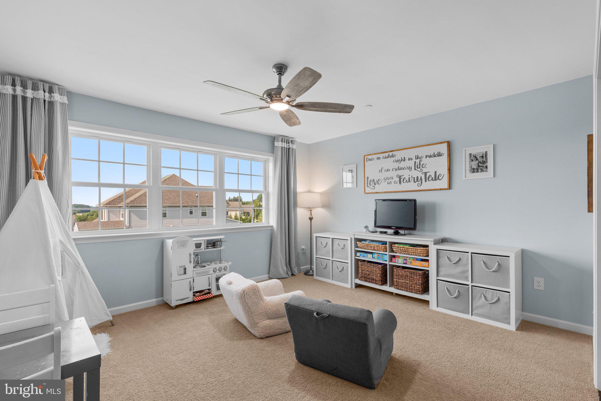 CASTLE FARMS - Residential