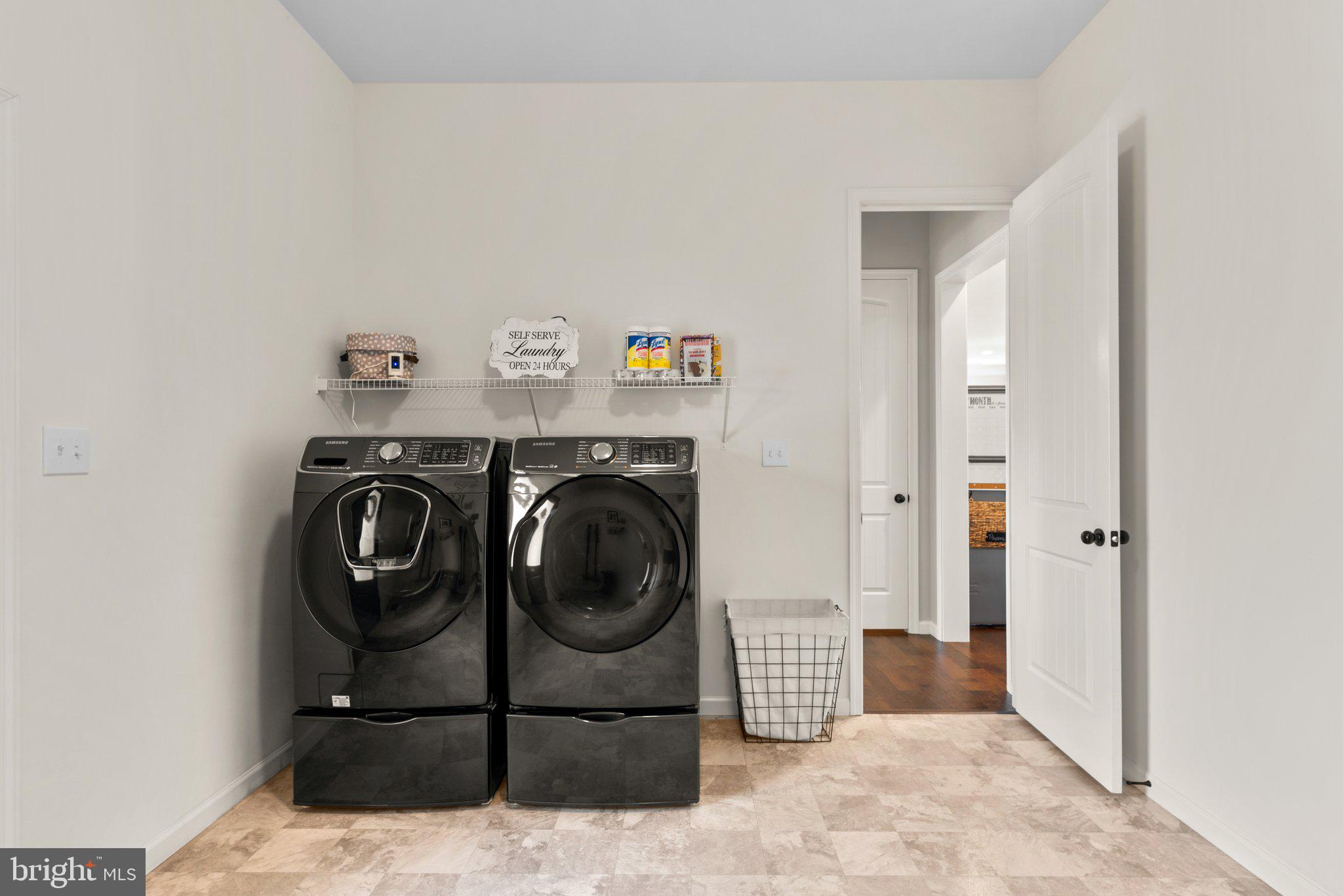 CASTLE FARMS - Residential