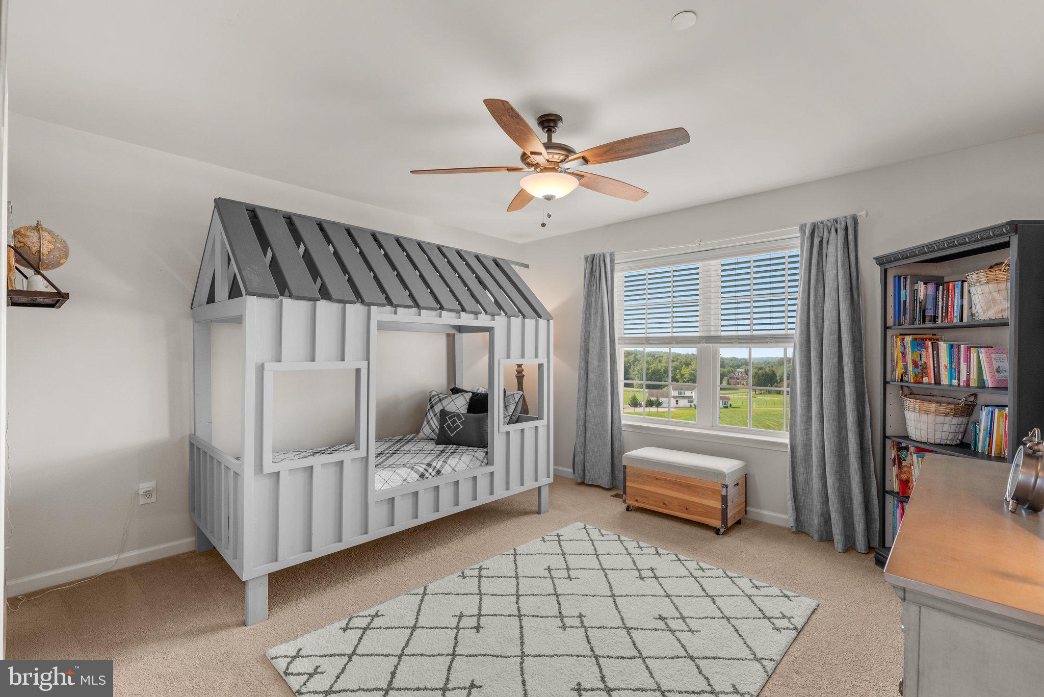 CASTLE FARMS - Residential