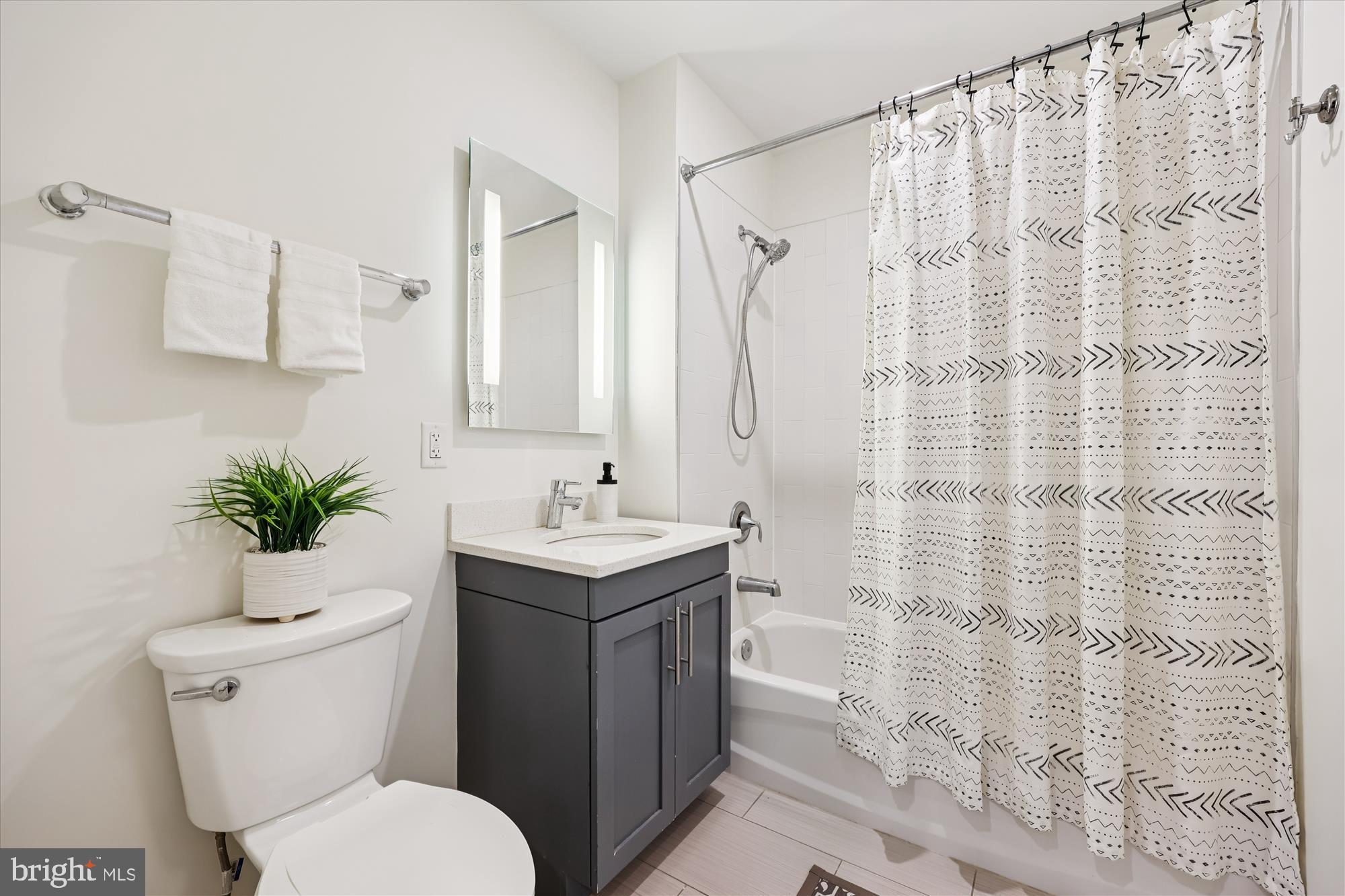 DOWNTOWN SILVER SPRING - Residential