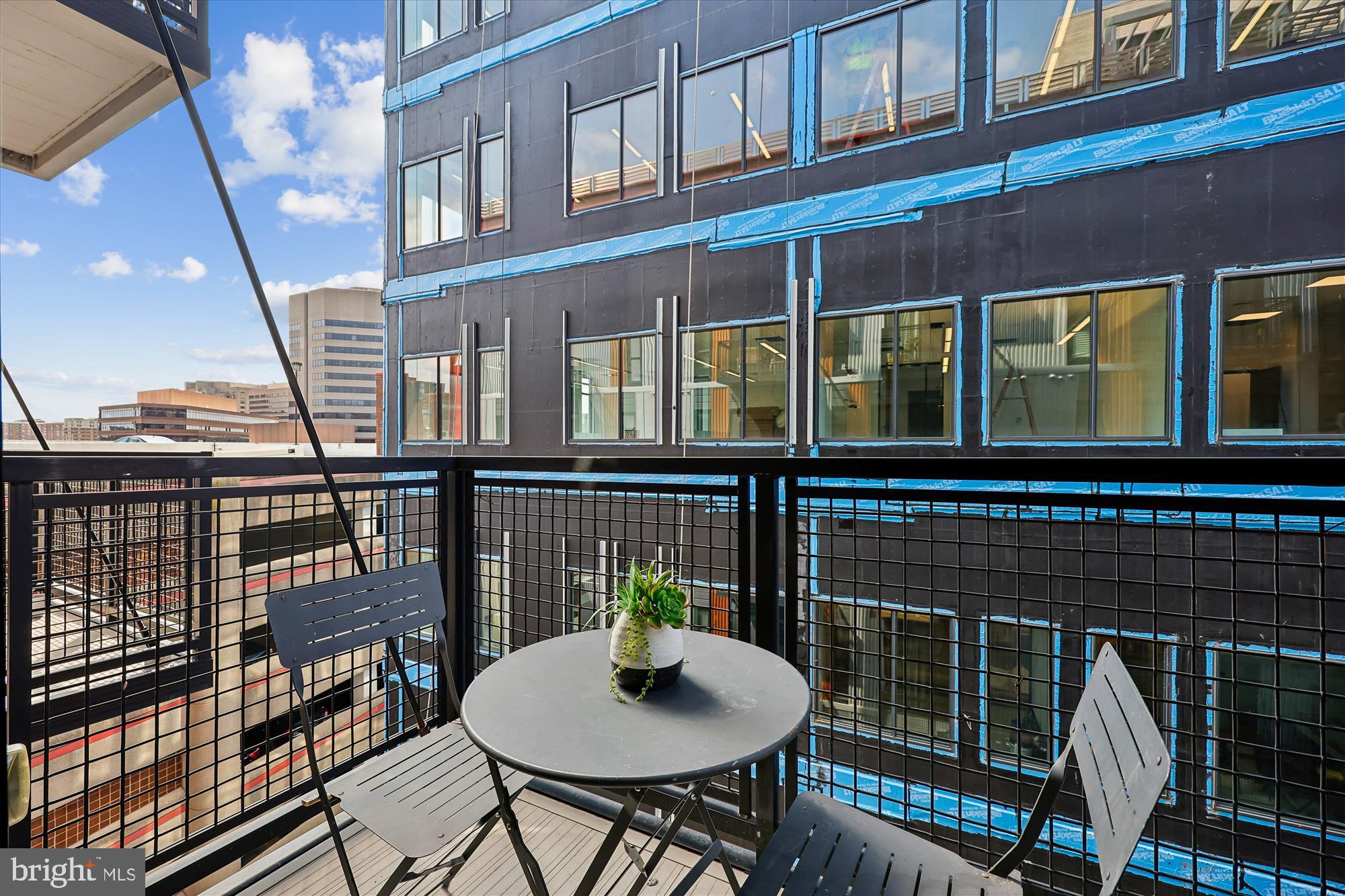 DOWNTOWN SILVER SPRING - Residential