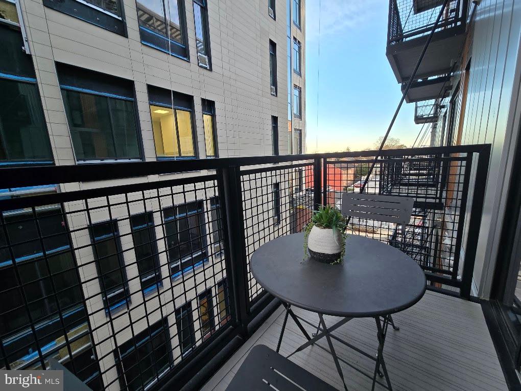 DOWNTOWN SILVER SPRING - Residential