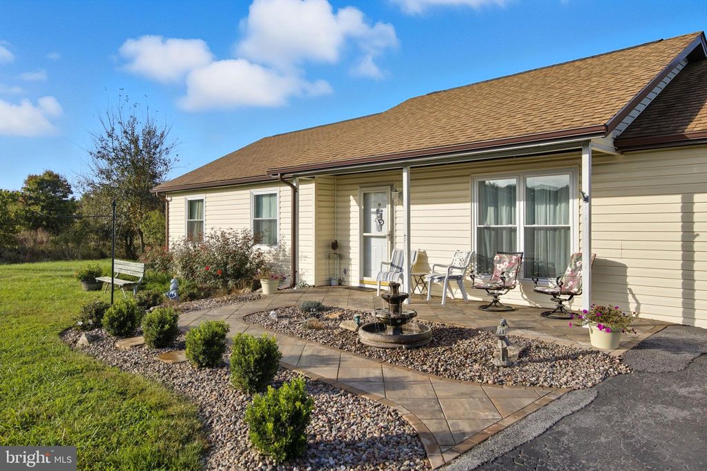 Photo of 279 Patrick Henry Way, CHARLES TOWN, WV 25414 (MLS # WVJF2020094)