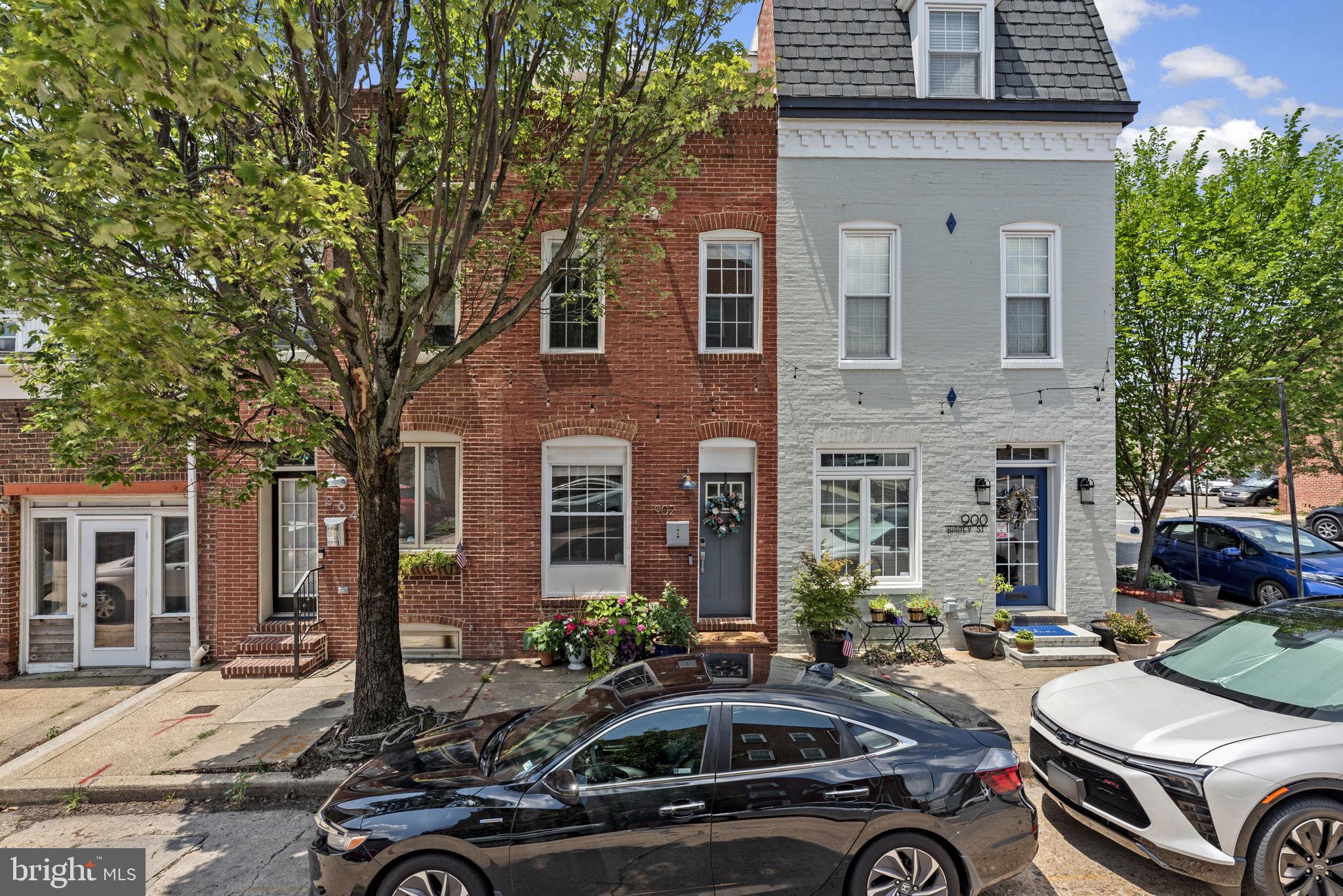 902 BINNEY STREET