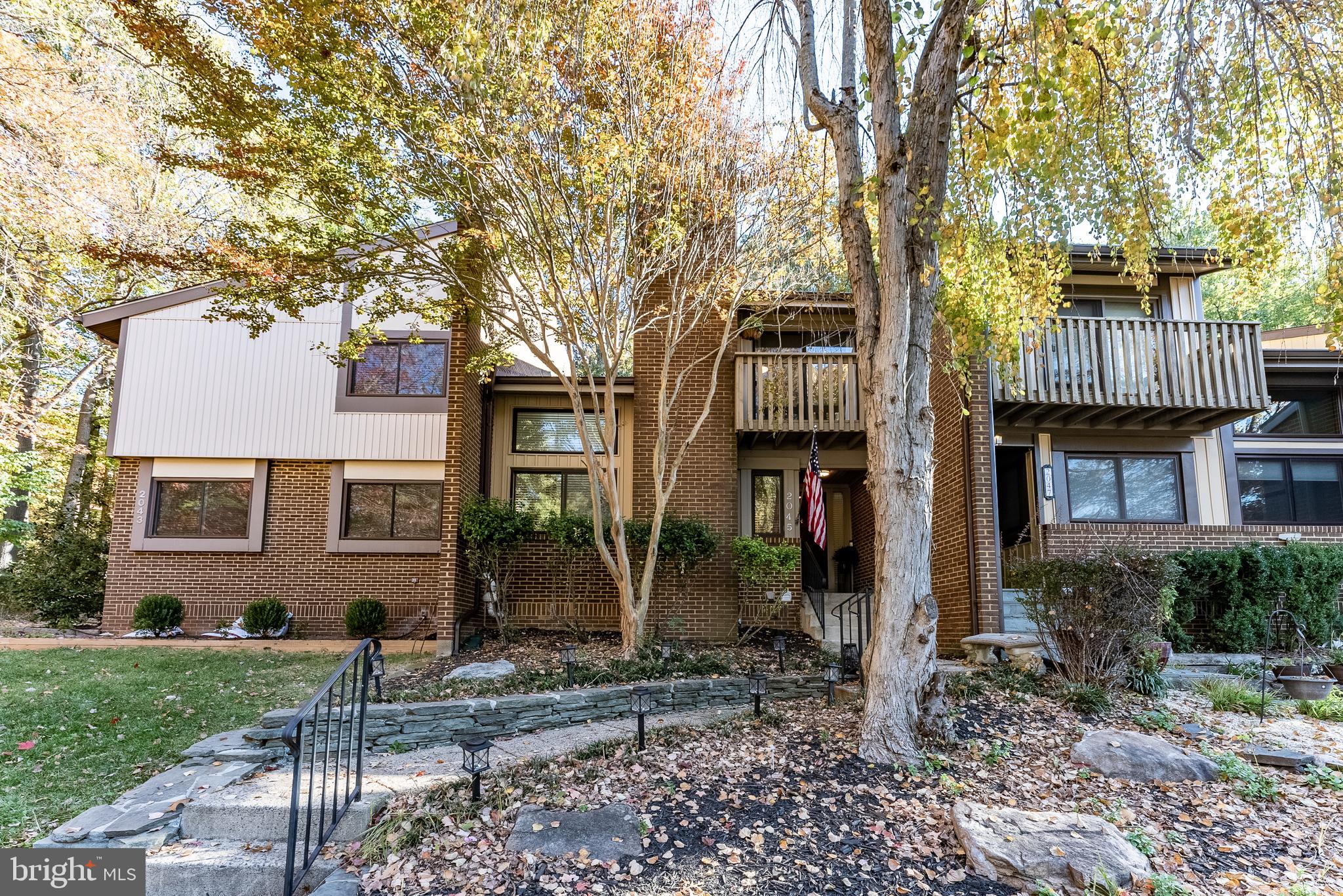 RESTON - Residential