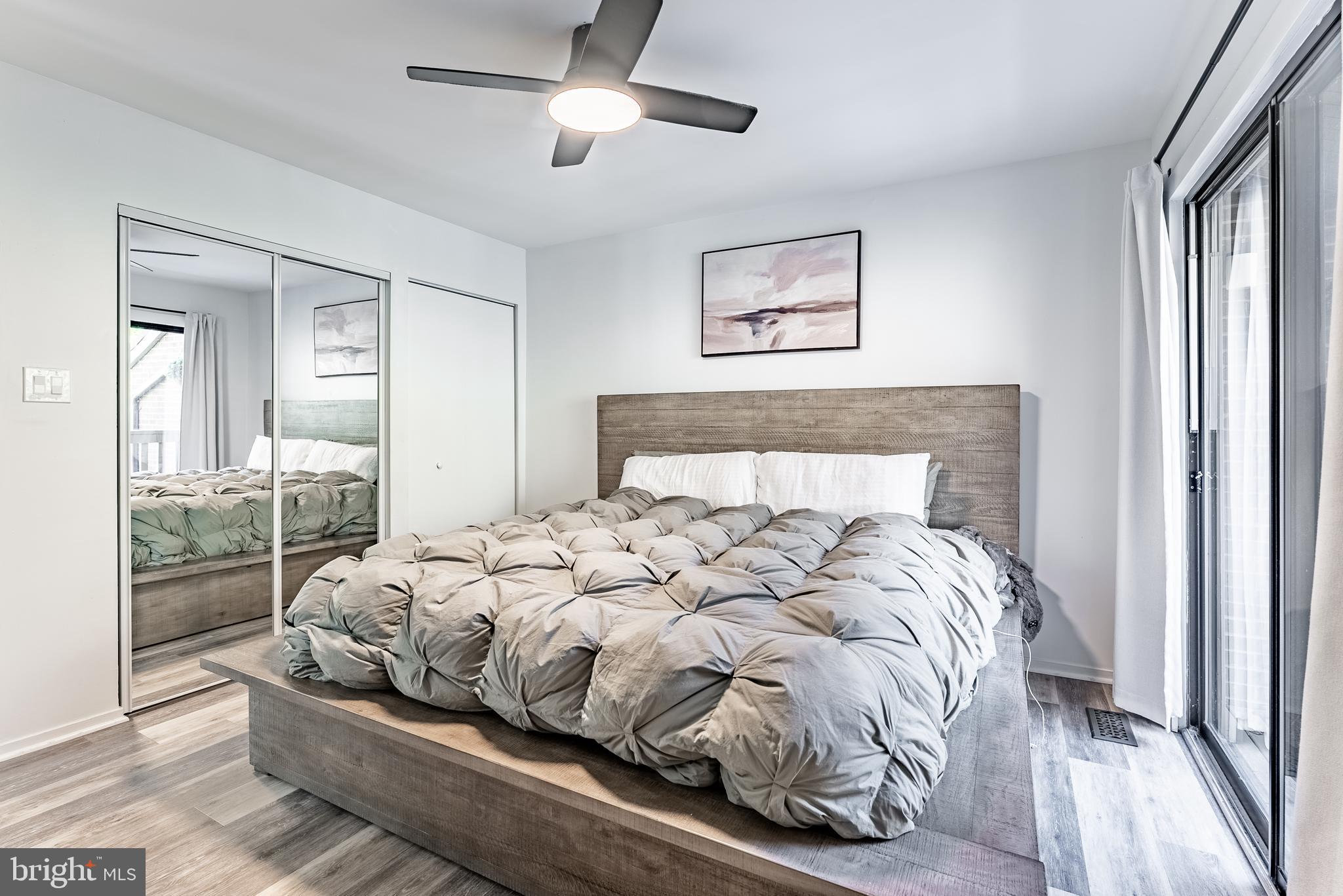 RESTON - Residential