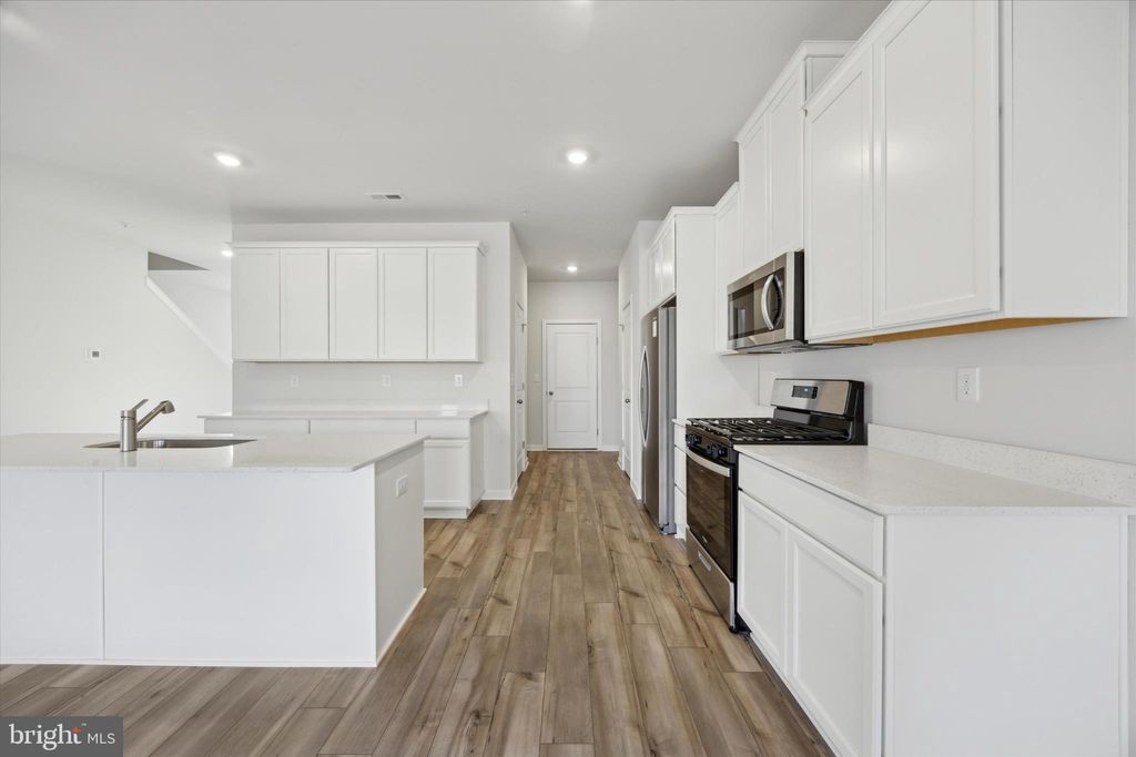 Photo of 24 Painters Way, POTTSTOWN, PA 19465 (MLS # PACT2118478)