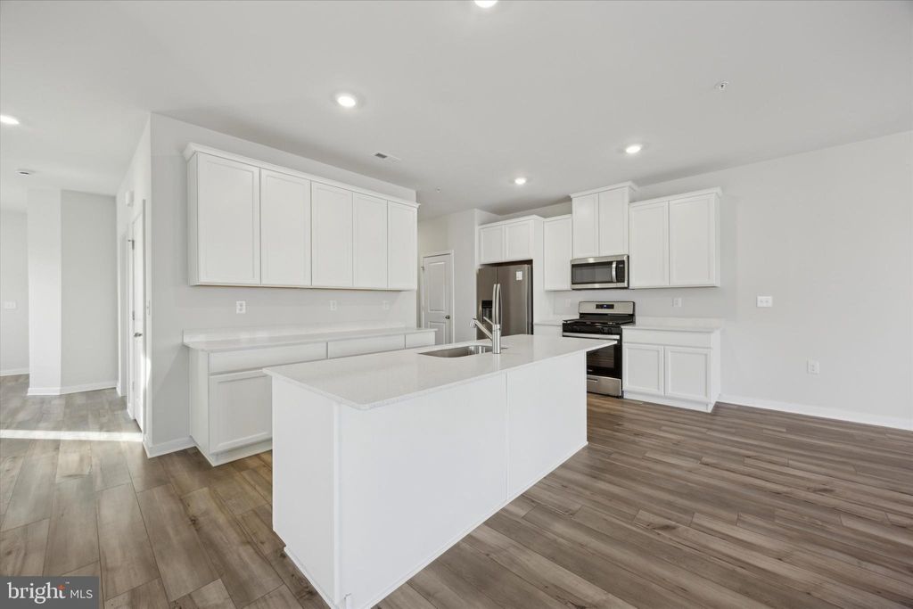 Photo of 24 Painters Way, POTTSTOWN, PA 19465 (MLS # PACT2118478)