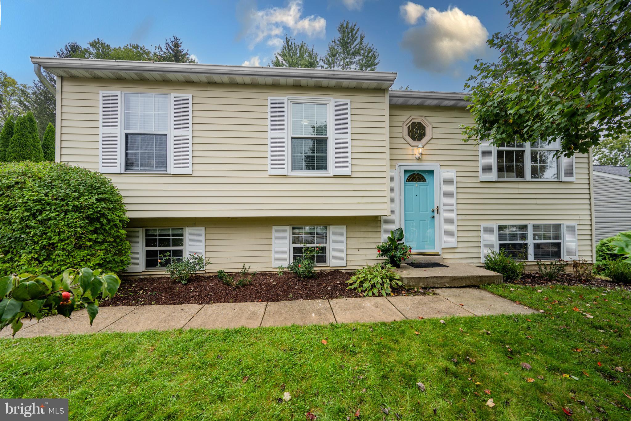 LEXINGTON RUN - Residential