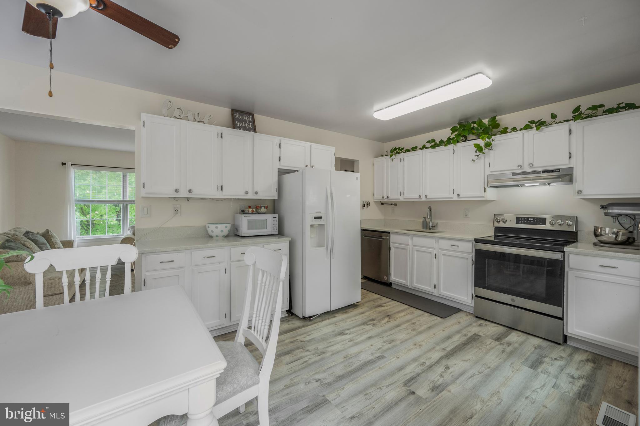 LEXINGTON RUN - Residential