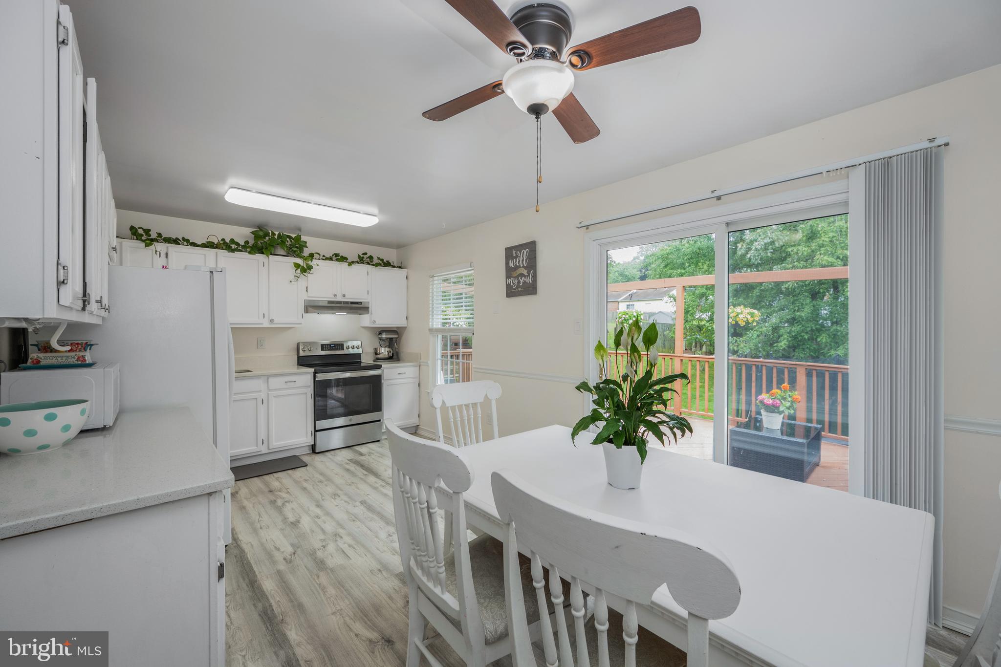 LEXINGTON RUN - Residential