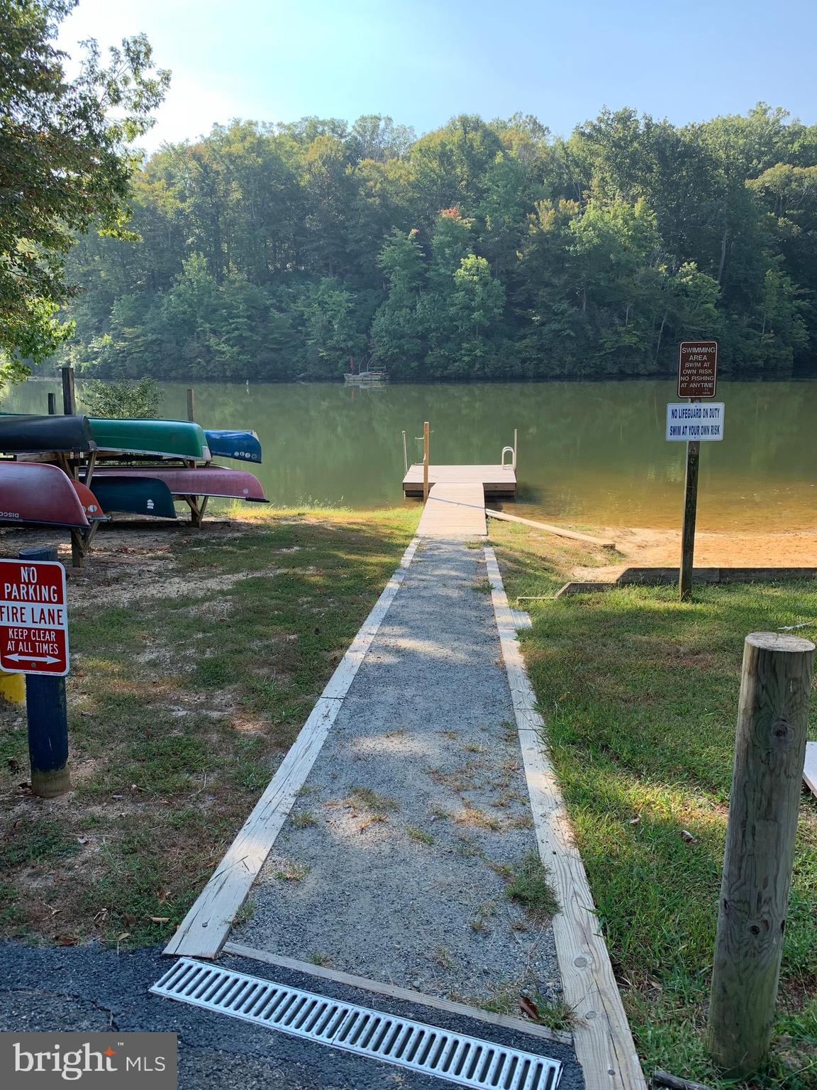 STRATFORD HARBOUR - Land