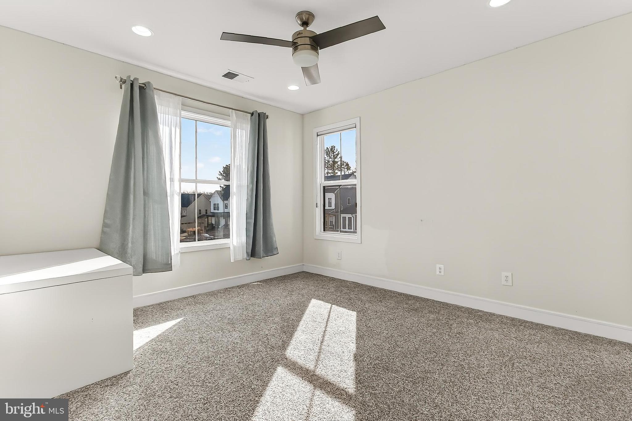 HARTLAND - Residential