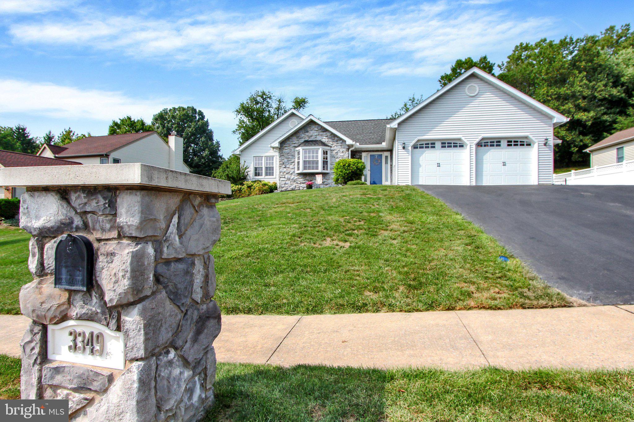 3349 OVERVIEW DRIVE
