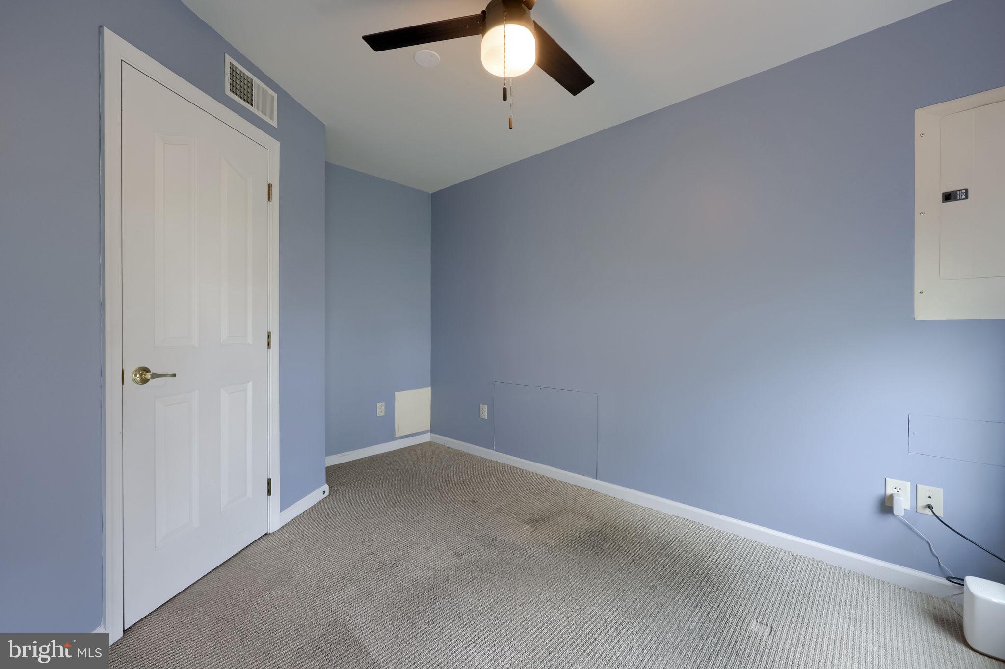 250 KENTSHIRE DRIVE