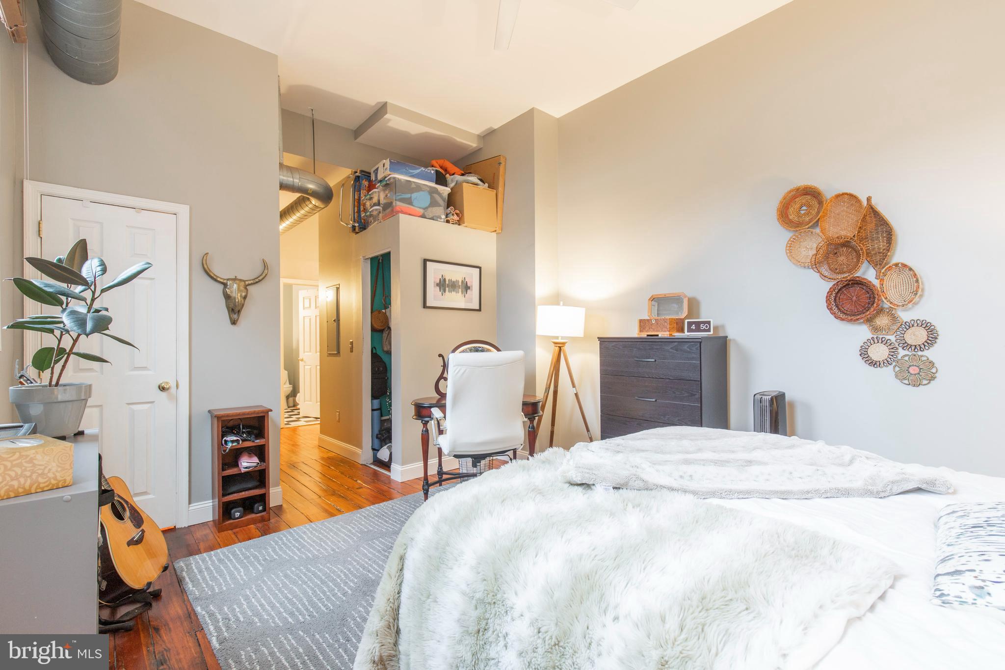 OLD CITY - Residential Lease