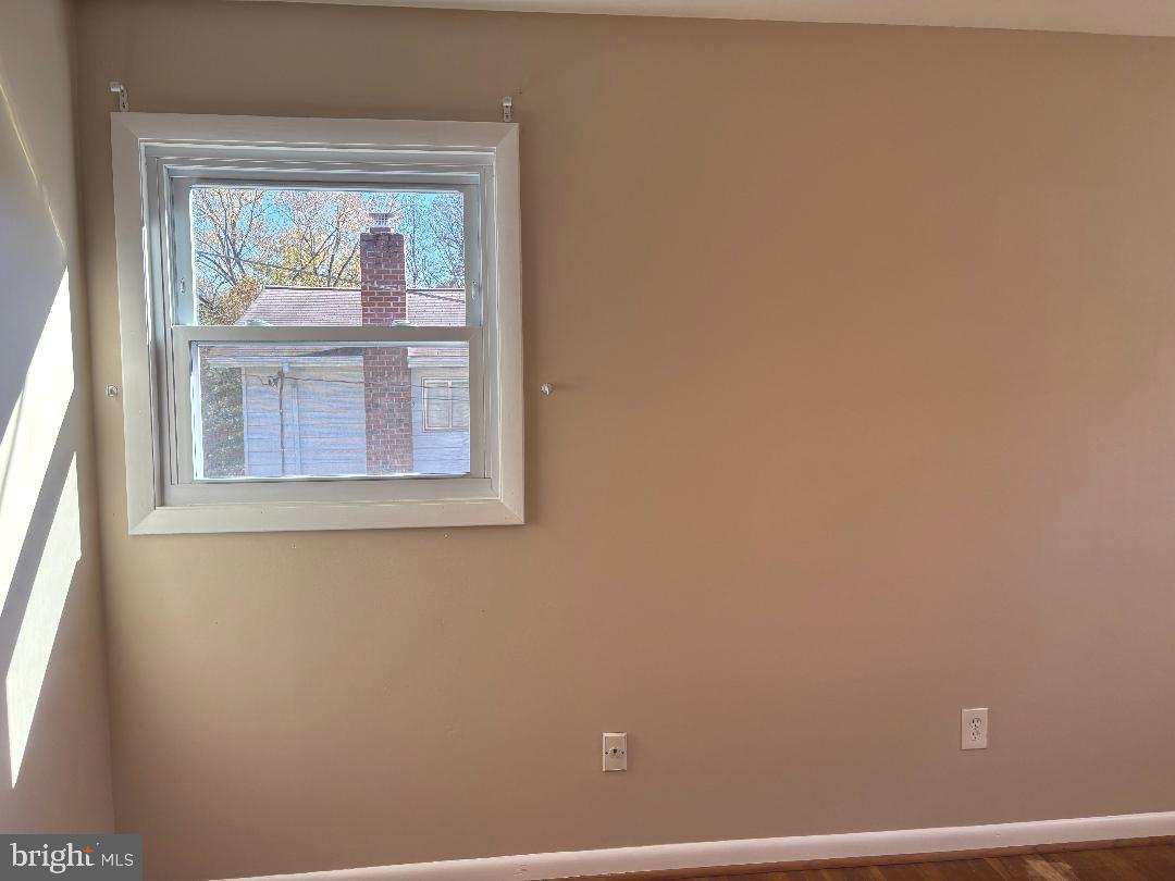 ROCK CREEK MANOR - Residential Lease