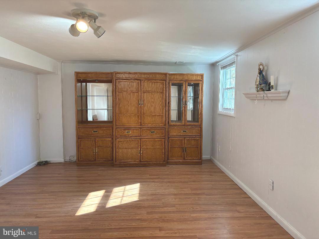 ROCK CREEK MANOR - Residential Lease