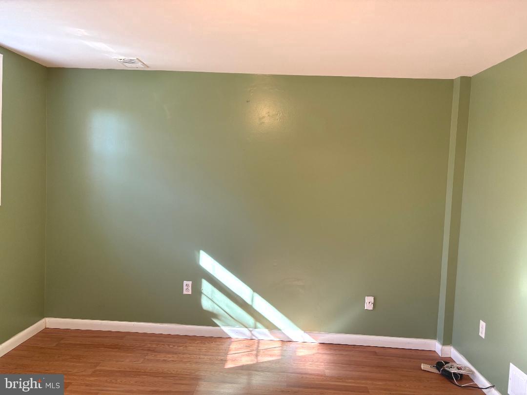 ROCK CREEK MANOR - Residential Lease