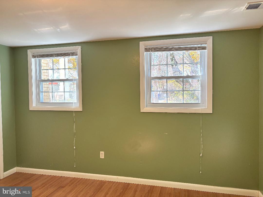 ROCK CREEK MANOR - Residential Lease