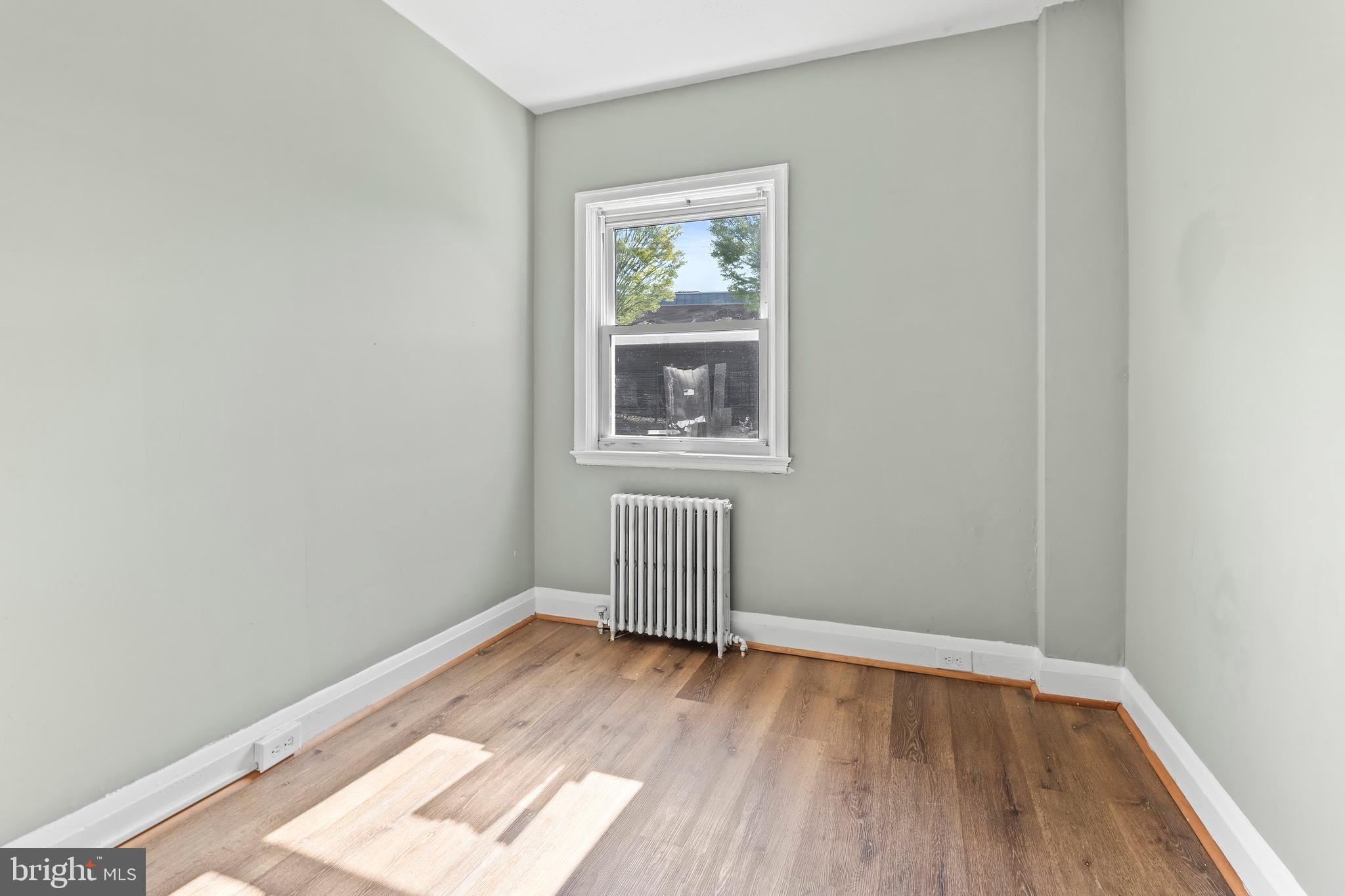 EDNOR GARDENS - LAKESIDE - Residential Lease