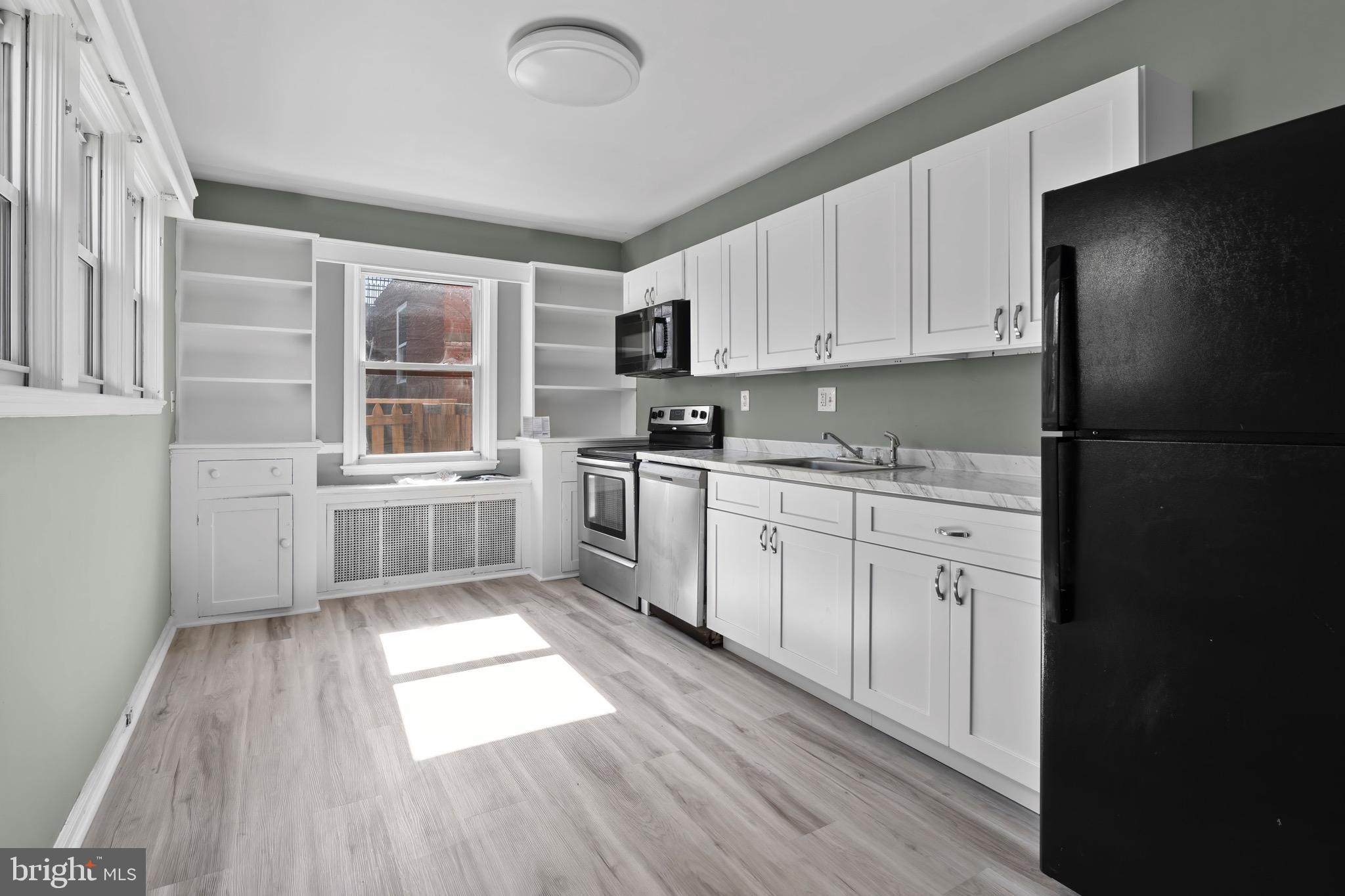EDNOR GARDENS - LAKESIDE - Residential Lease