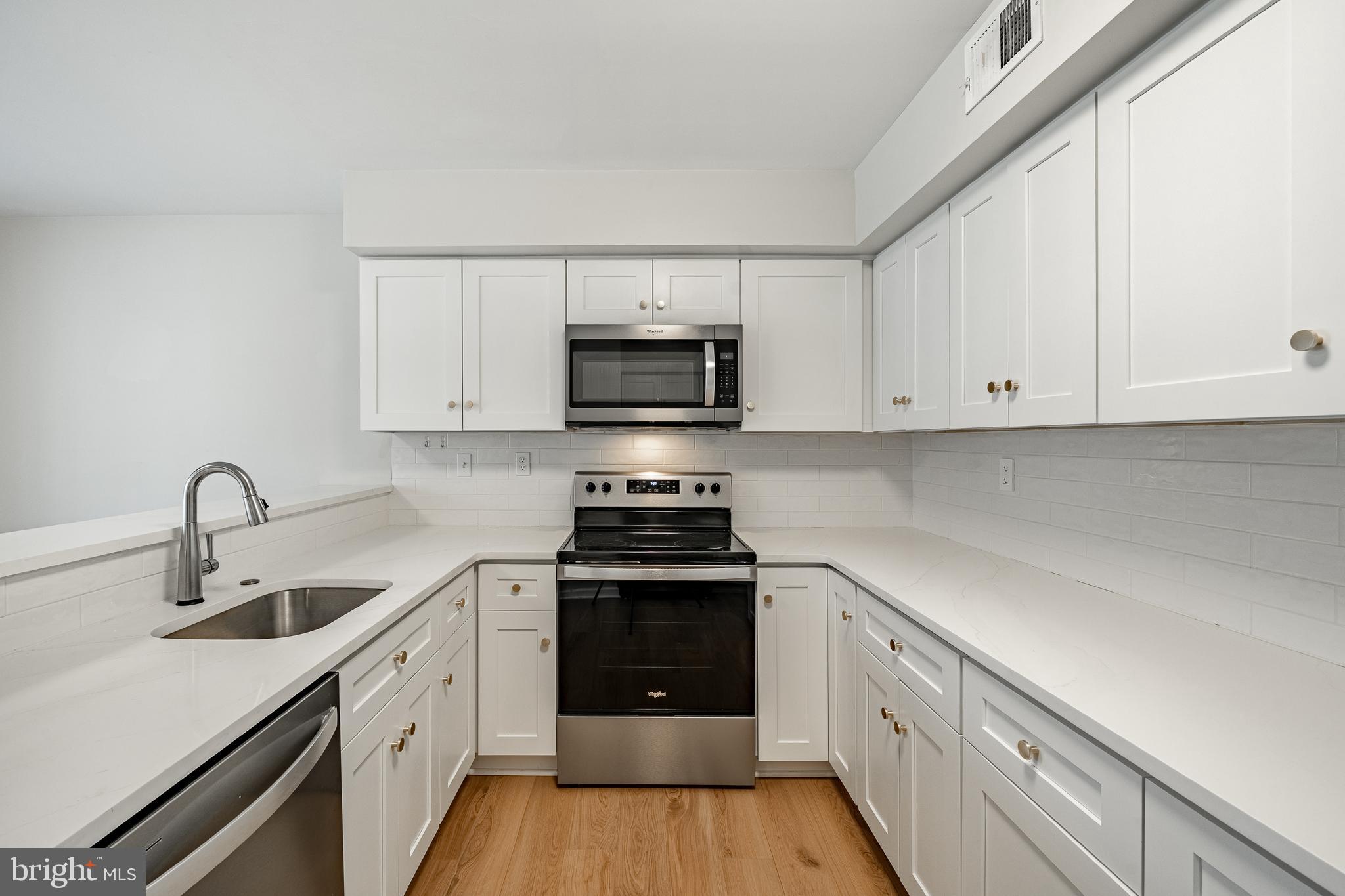 EXTON STATION - Residential