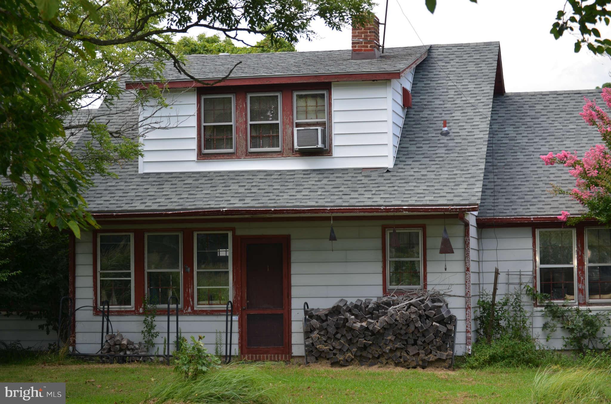 LONG POINT FARM - Farm