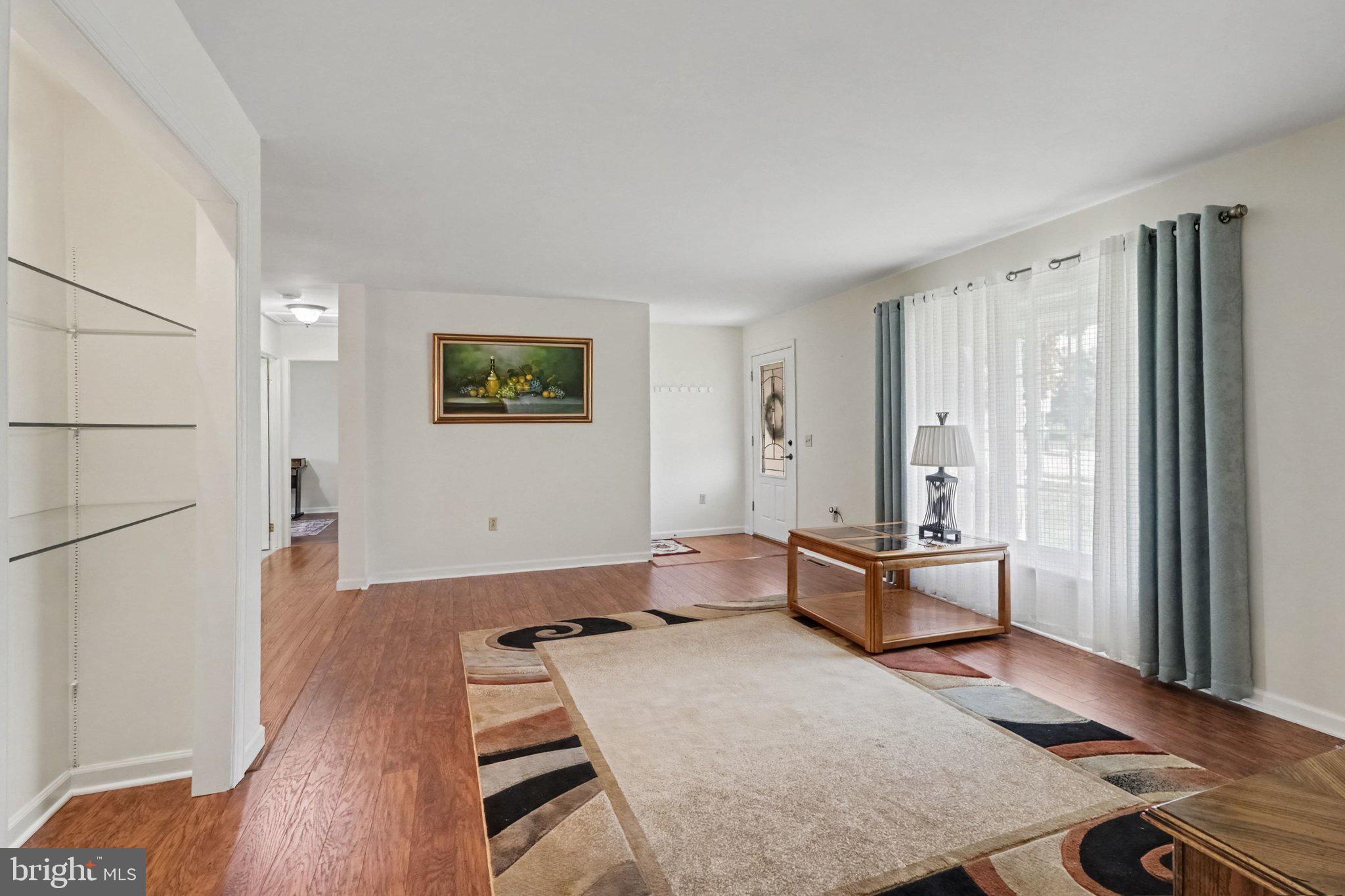 11 FLAGSTONE DRIVE