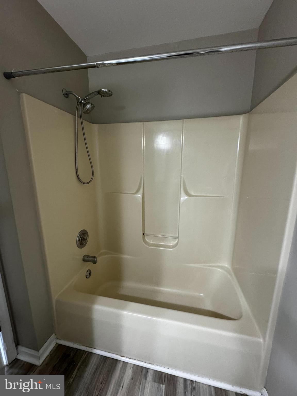 WHITTIER - Residential Lease